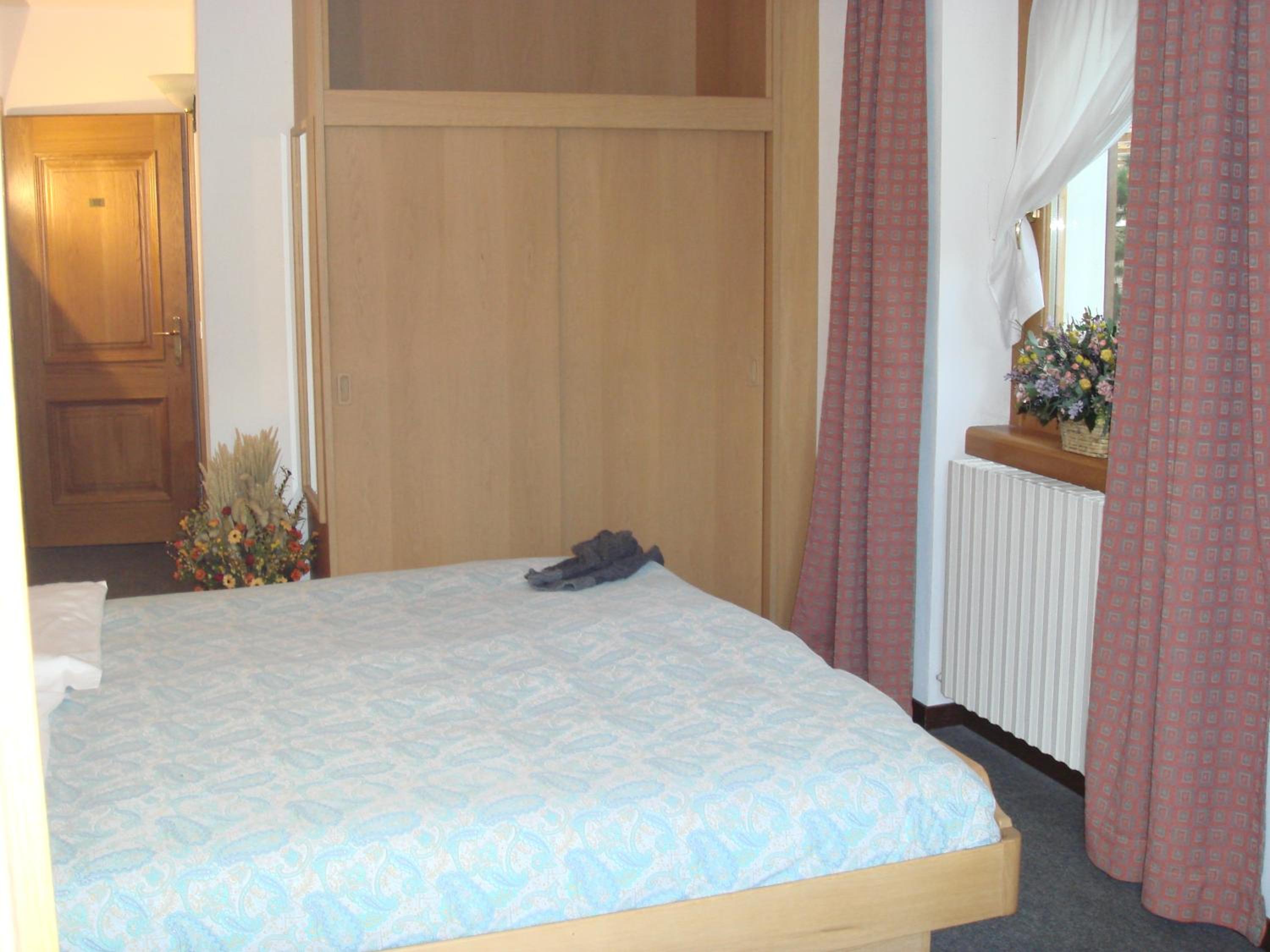 One-Bedroom Apartment photo 3