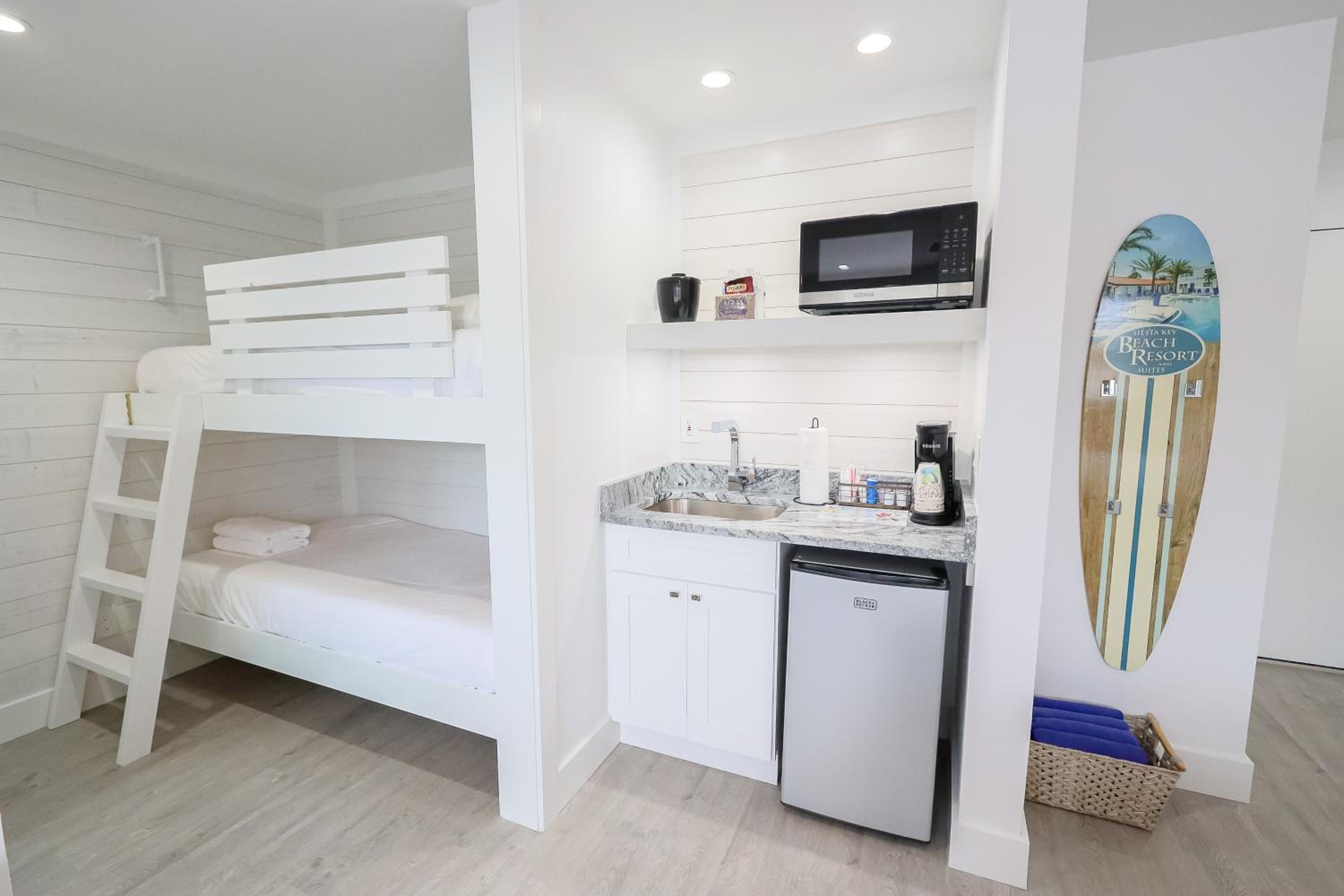 Siesta Bunk Room