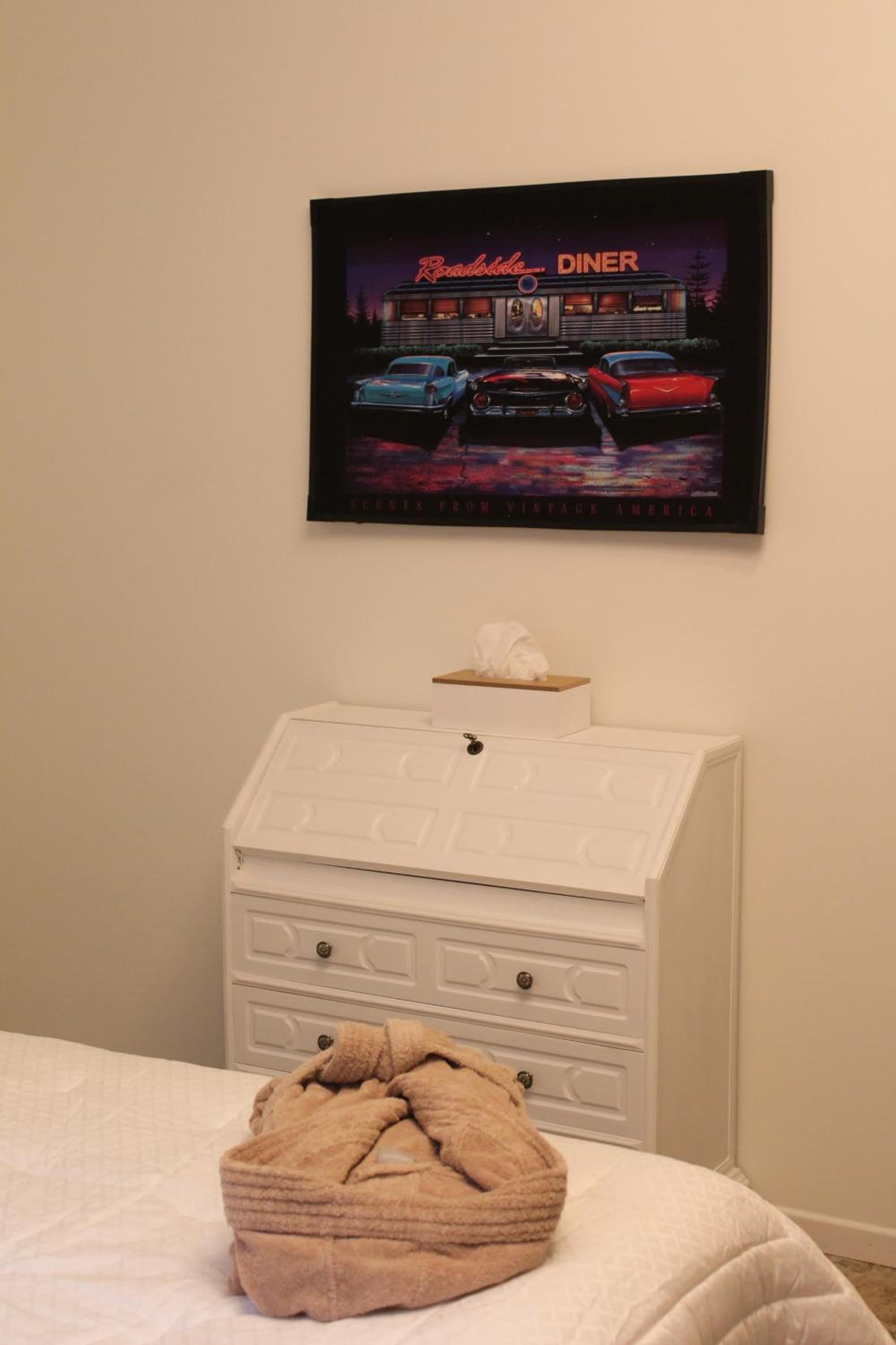 King Room with Garden View - Photo 9