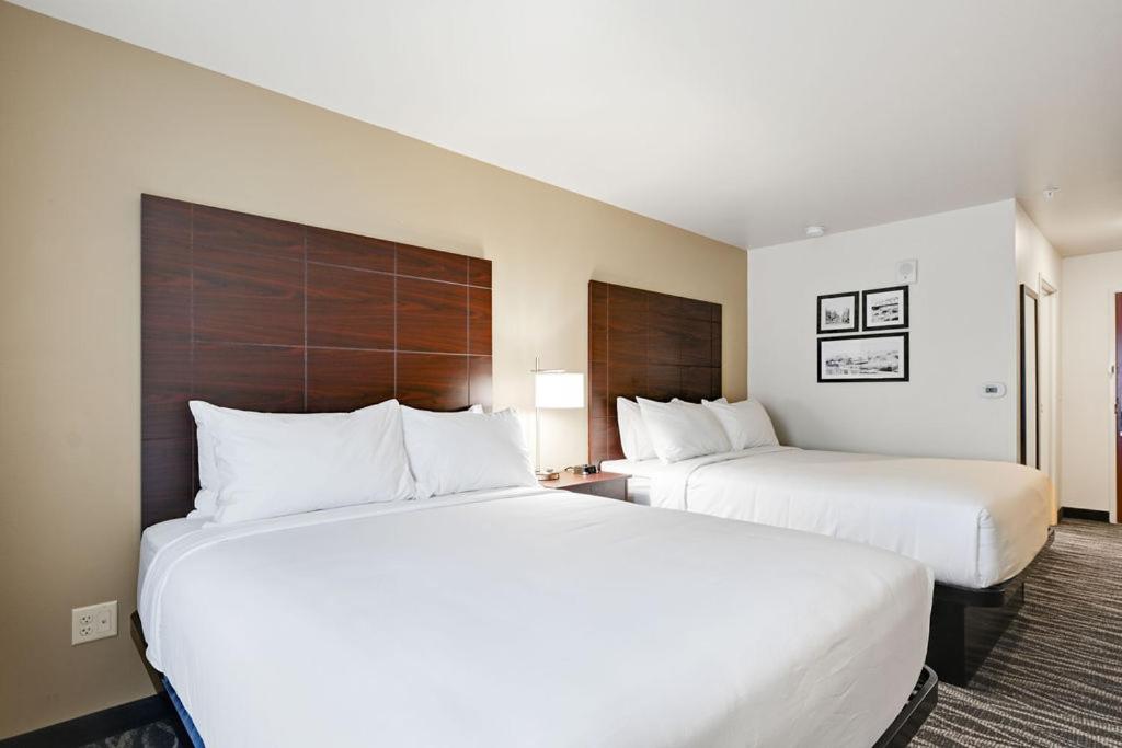 Queen Room - Photo 7