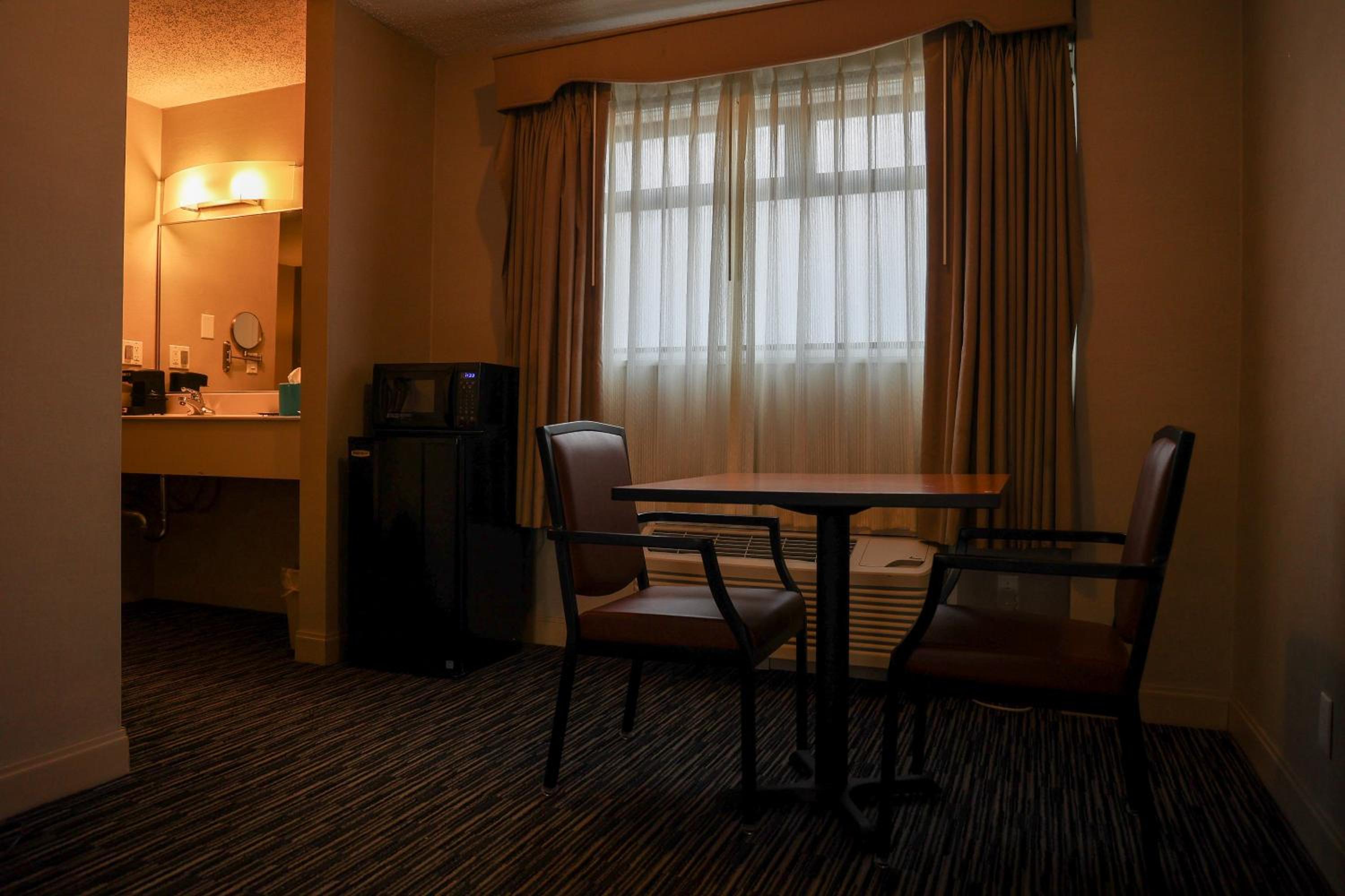 Executive Suite photo 2