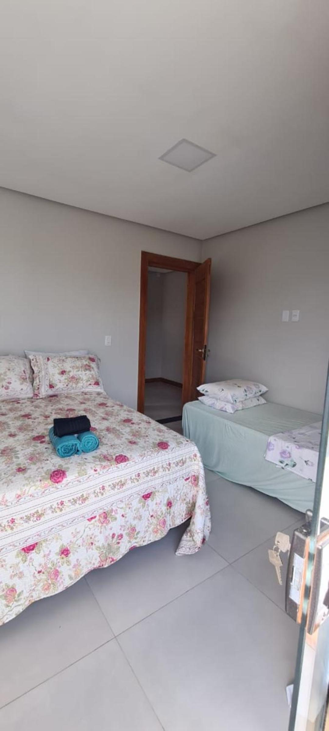 Queen Room with Balcony photo 2
