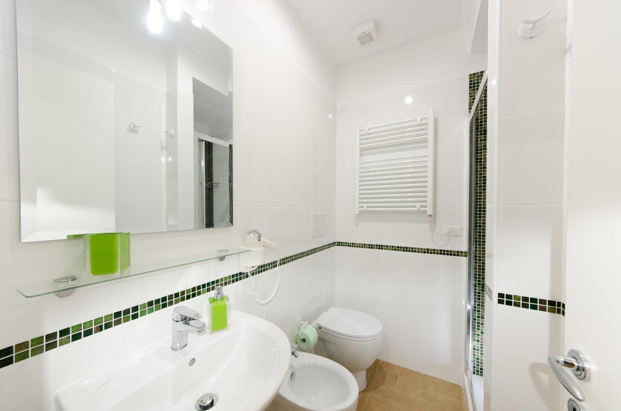 Standard Double or Twin Room photo 2