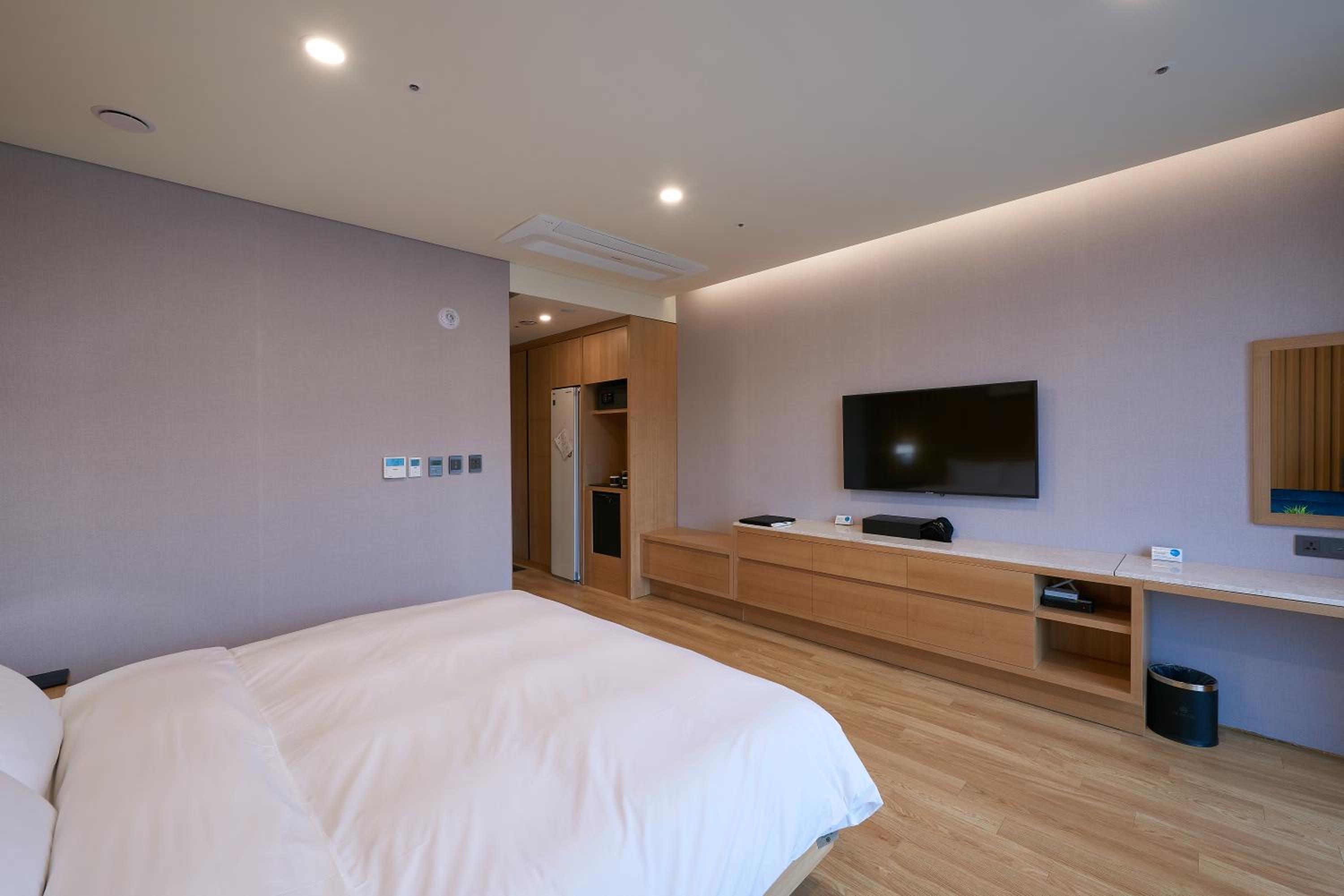 Standard Double Room - Photo 1