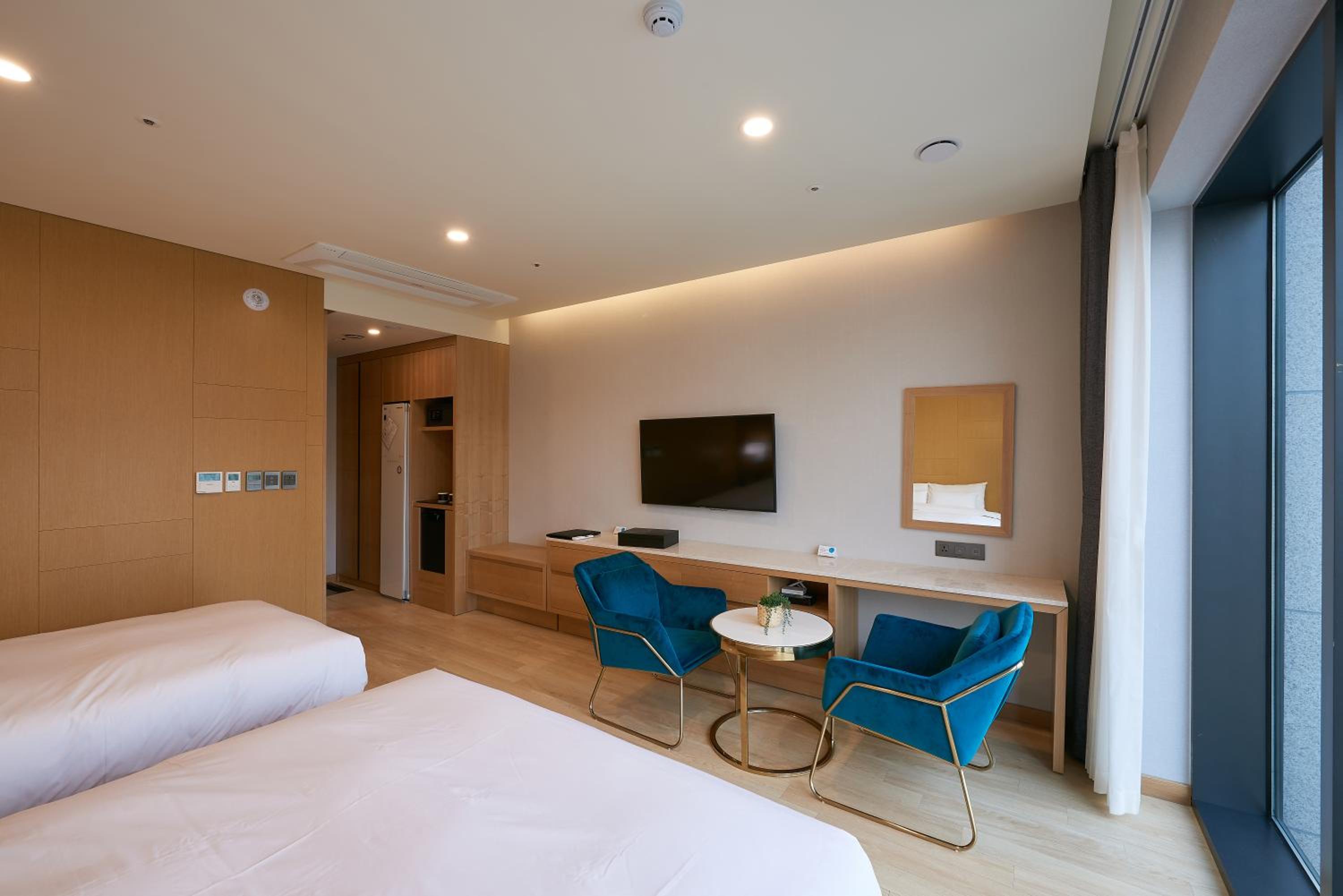 Standard Family Twin Room - Photo 2