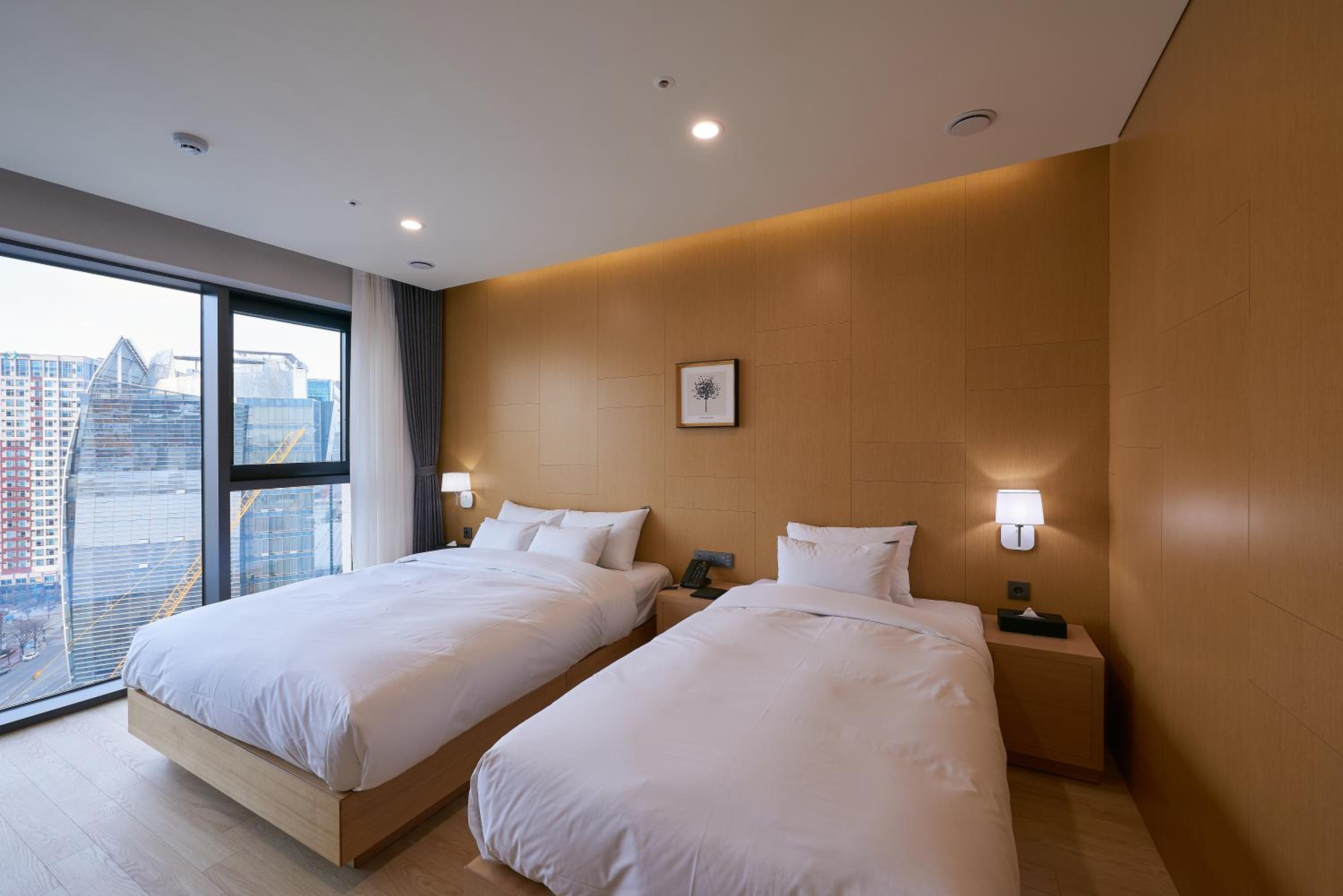 Standard Family Twin Room - Photo 1