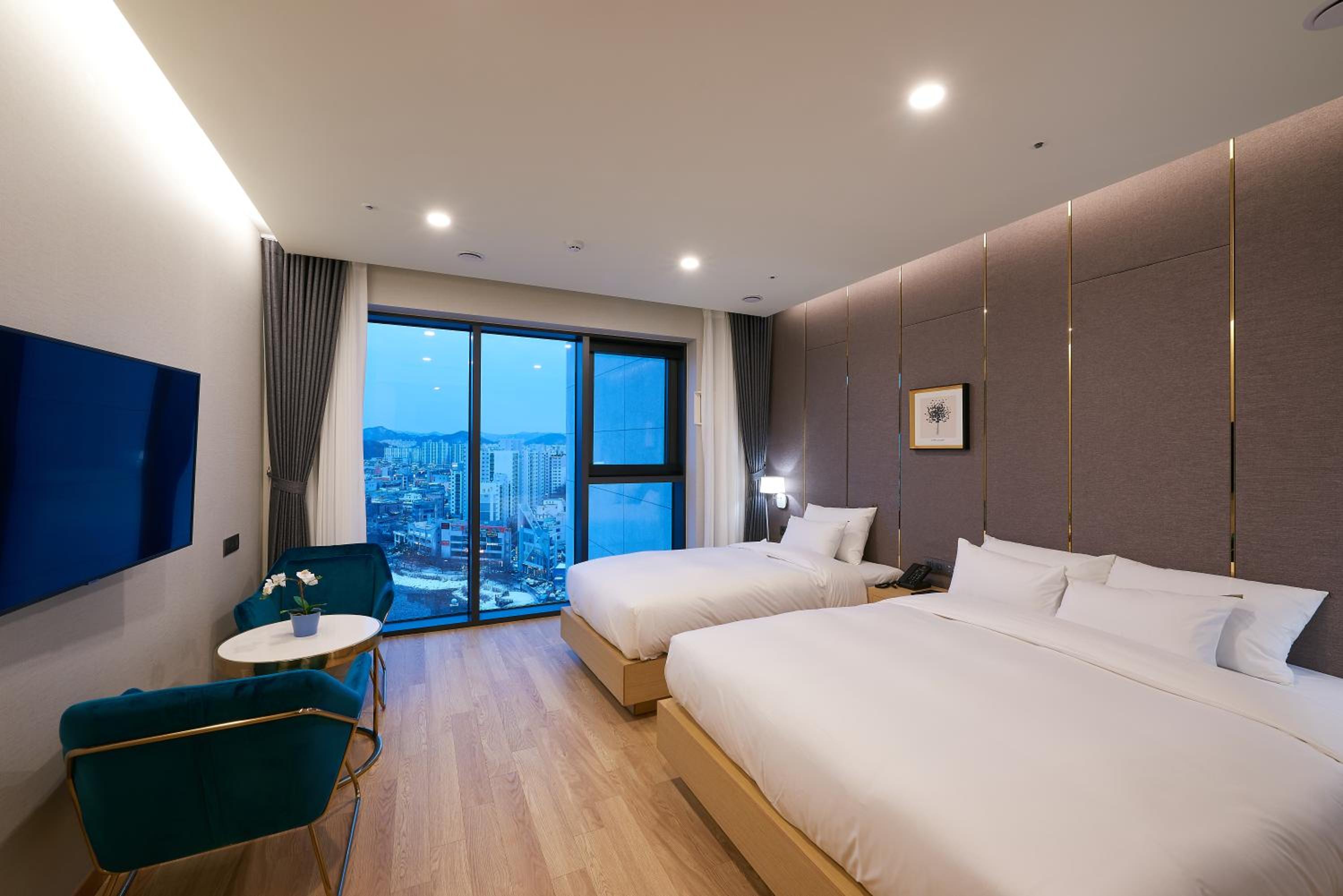Deluxe Family Twin Room - Photo 5