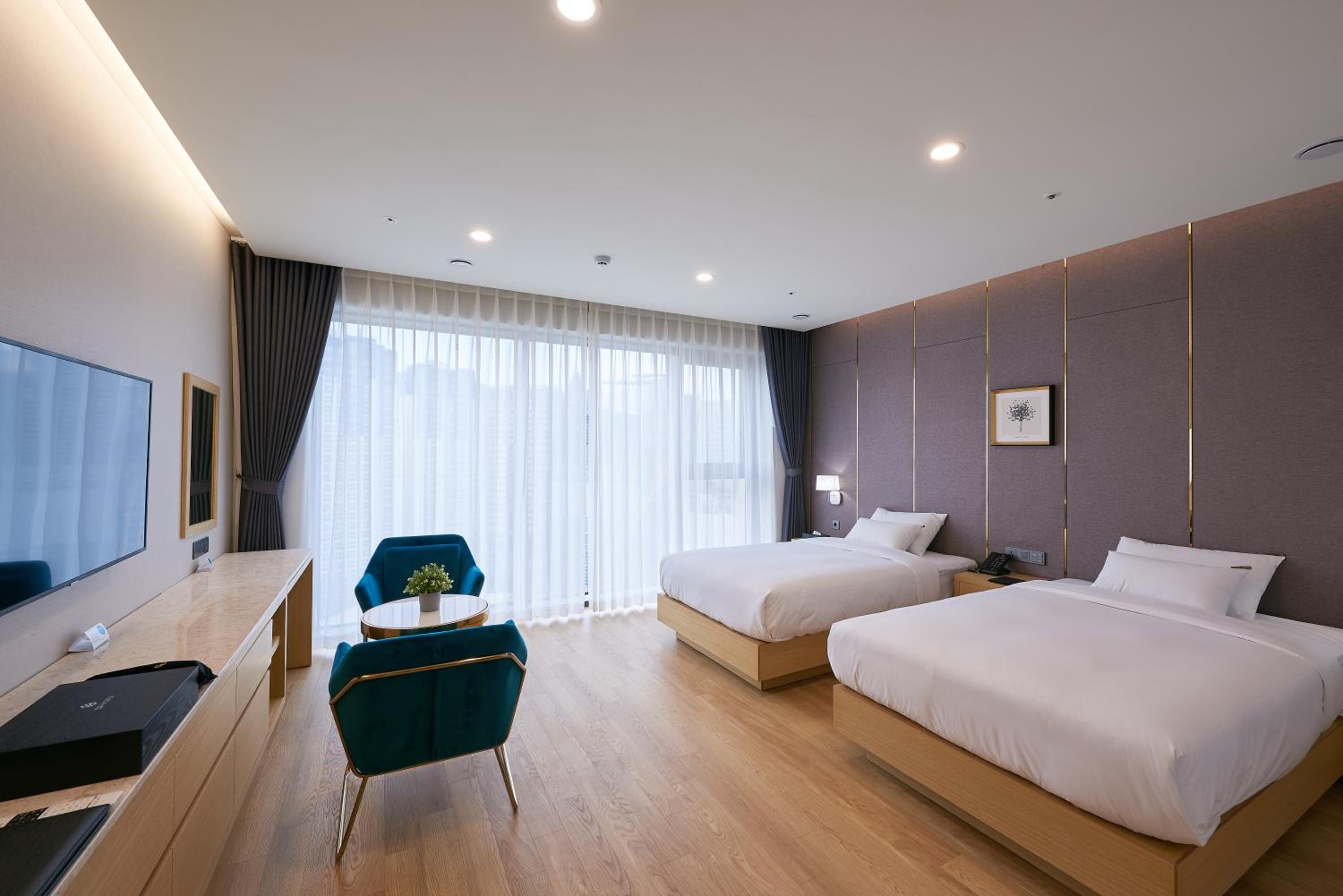 Luxury Single Twin Room - Photo 1
