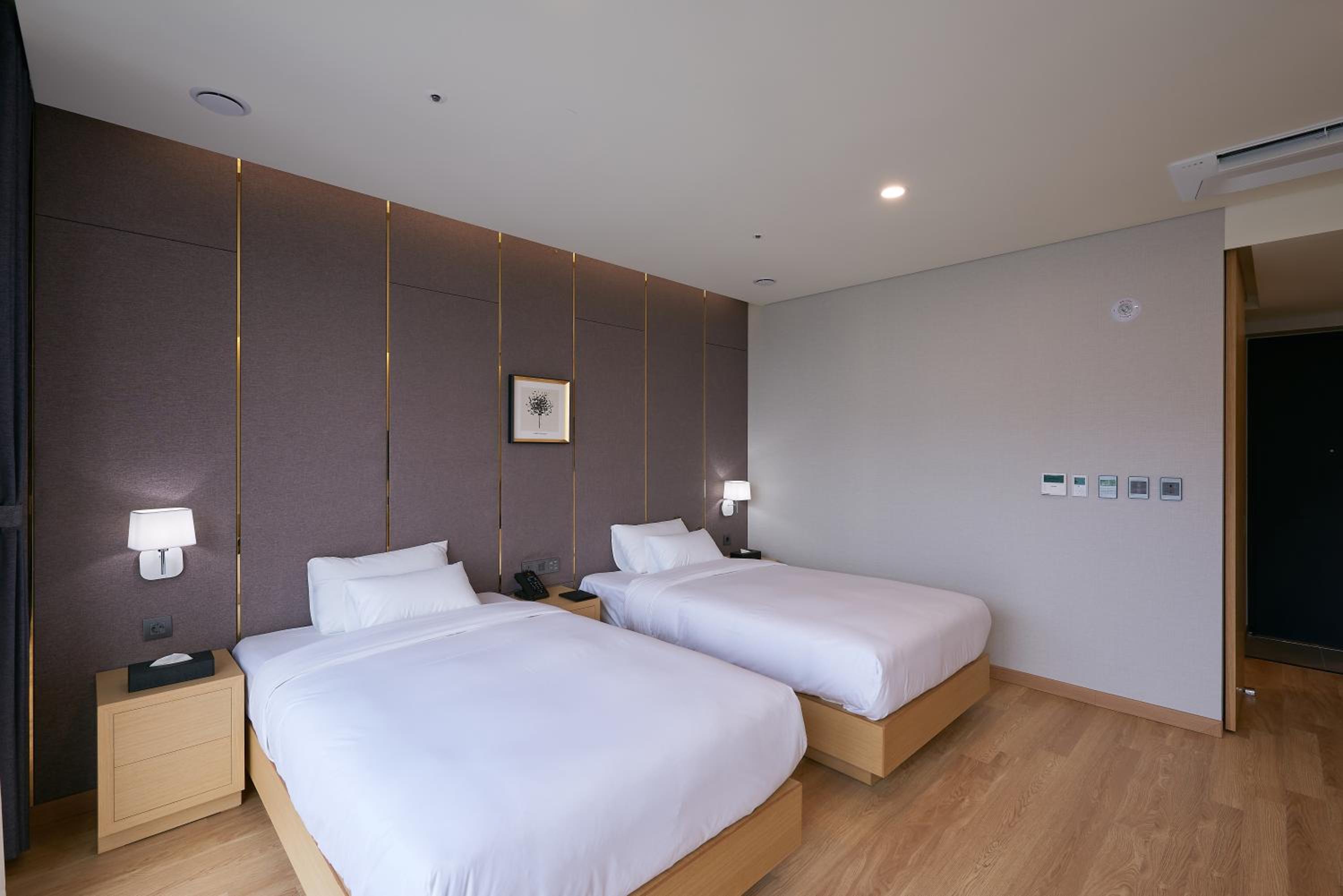 Luxury Single Twin Room - Photo 3