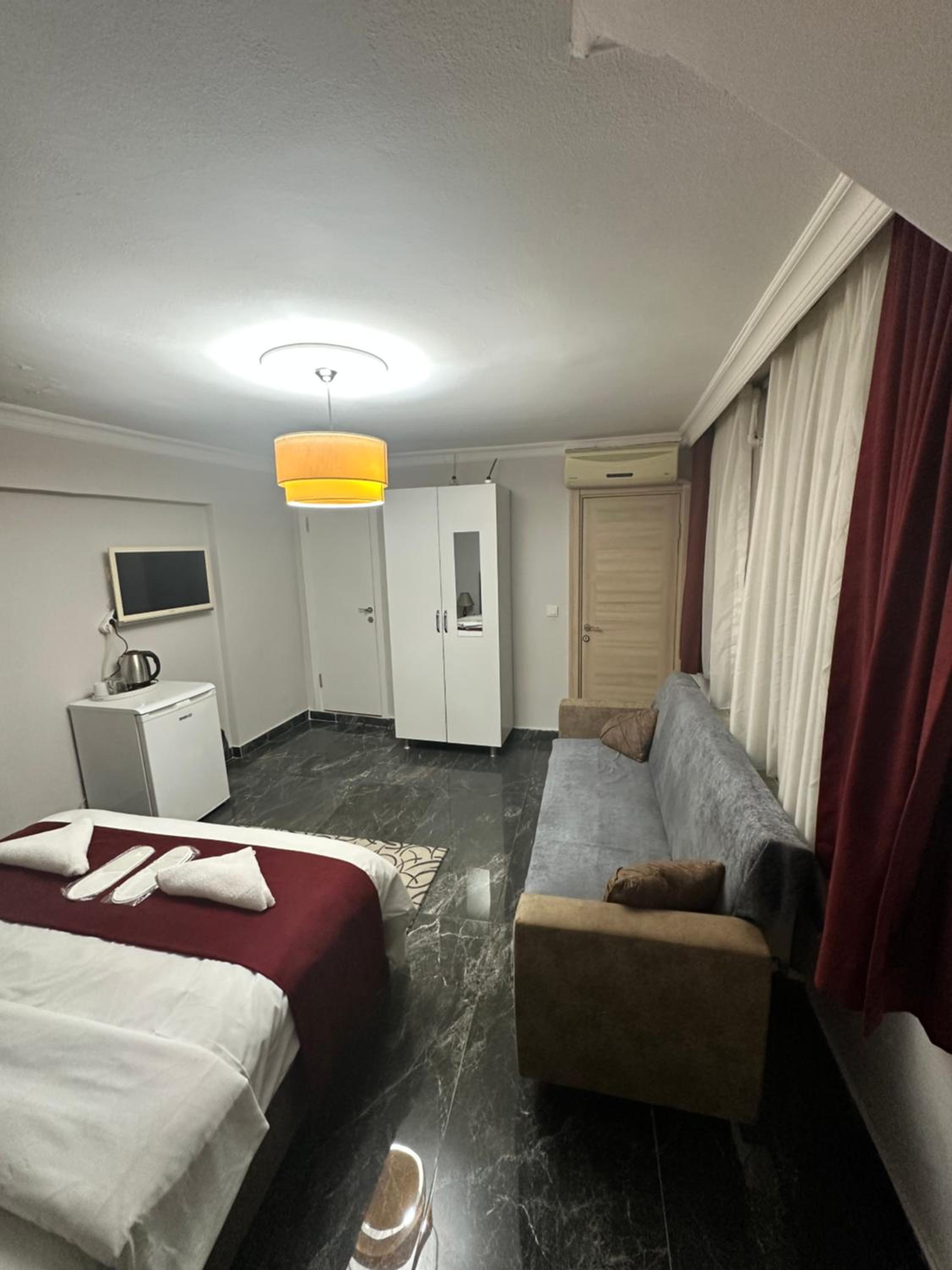 Superior Triple Room photo 2