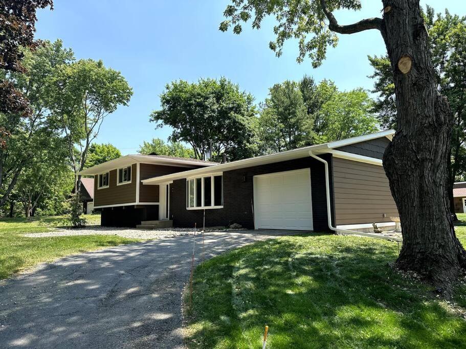 Four-Bedroom House photo 2