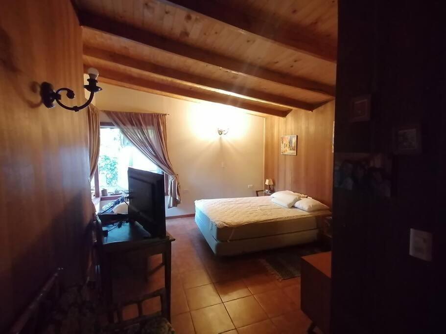 Four-Bedroom House photo 1