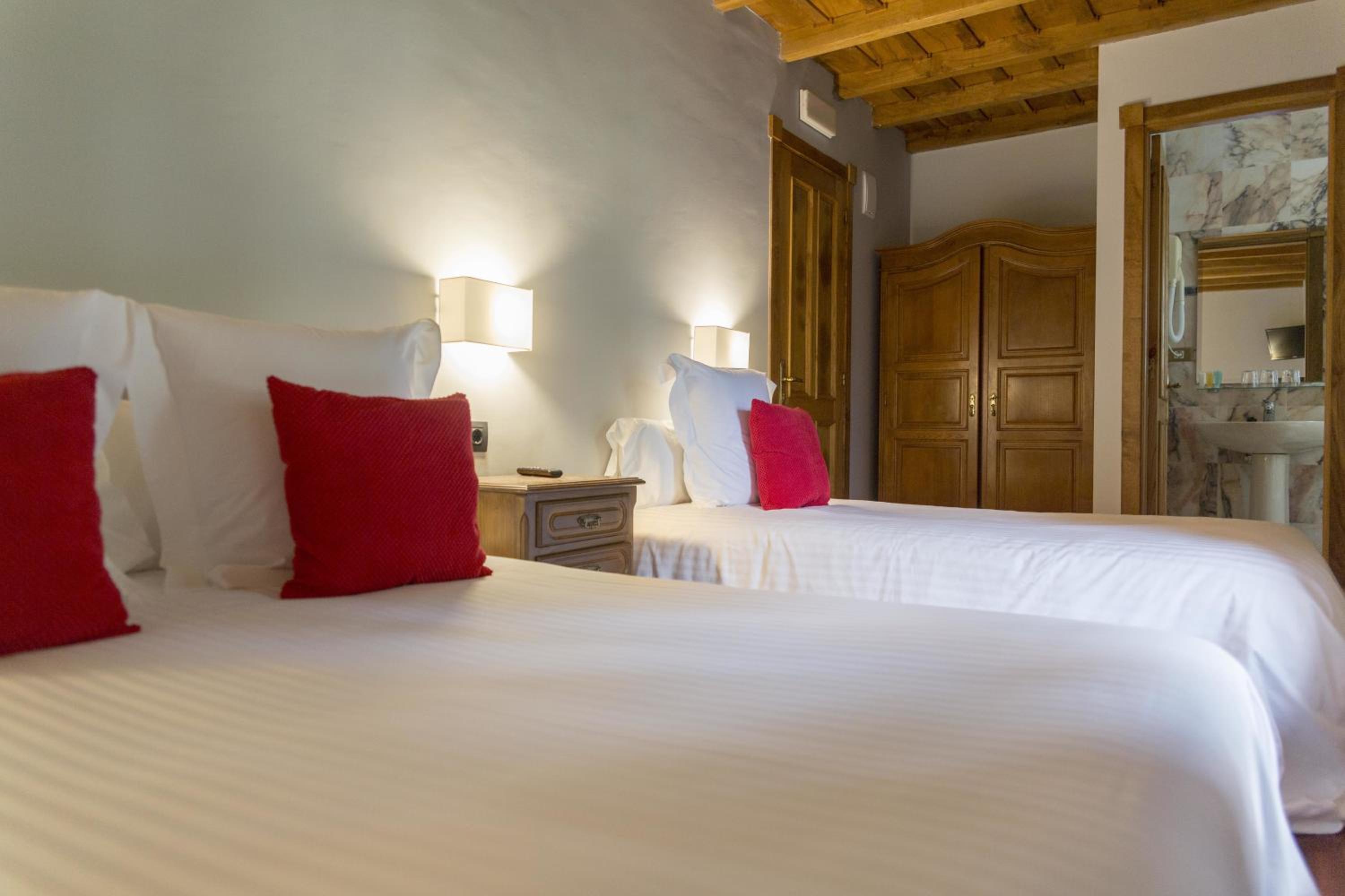 Triple Room - Photo 4
