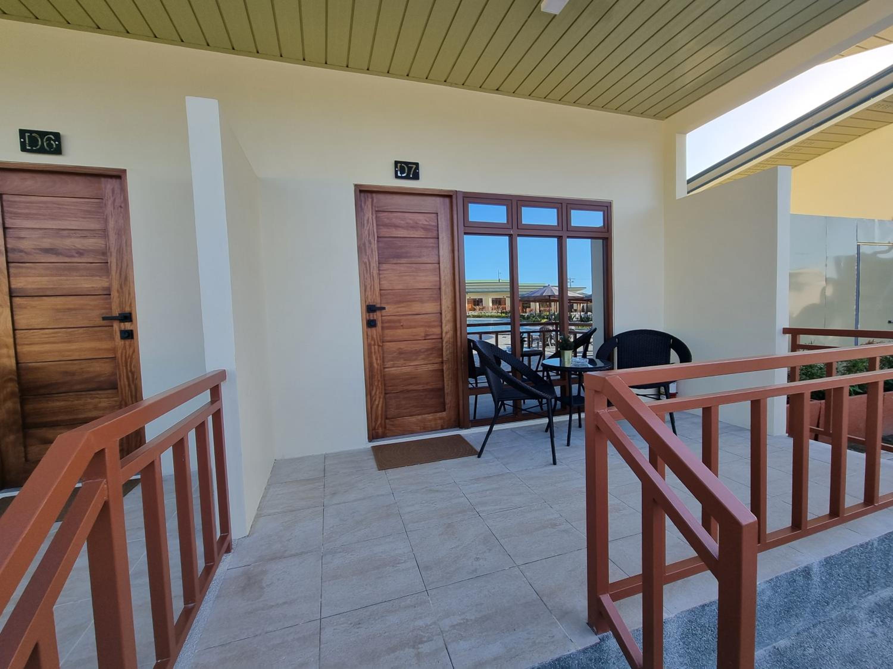 Family Room - Photo 13