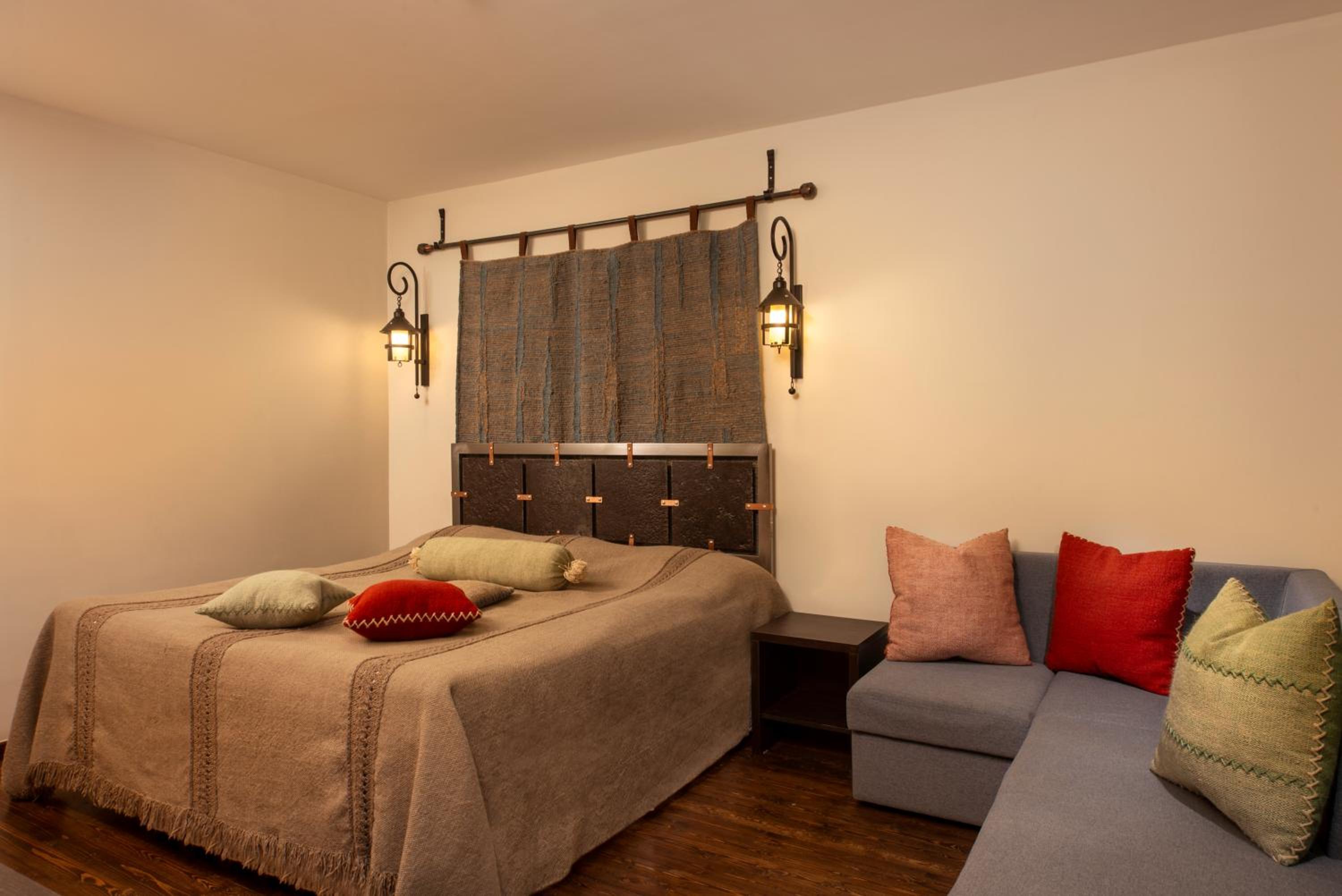 Superior King Room photo 2
