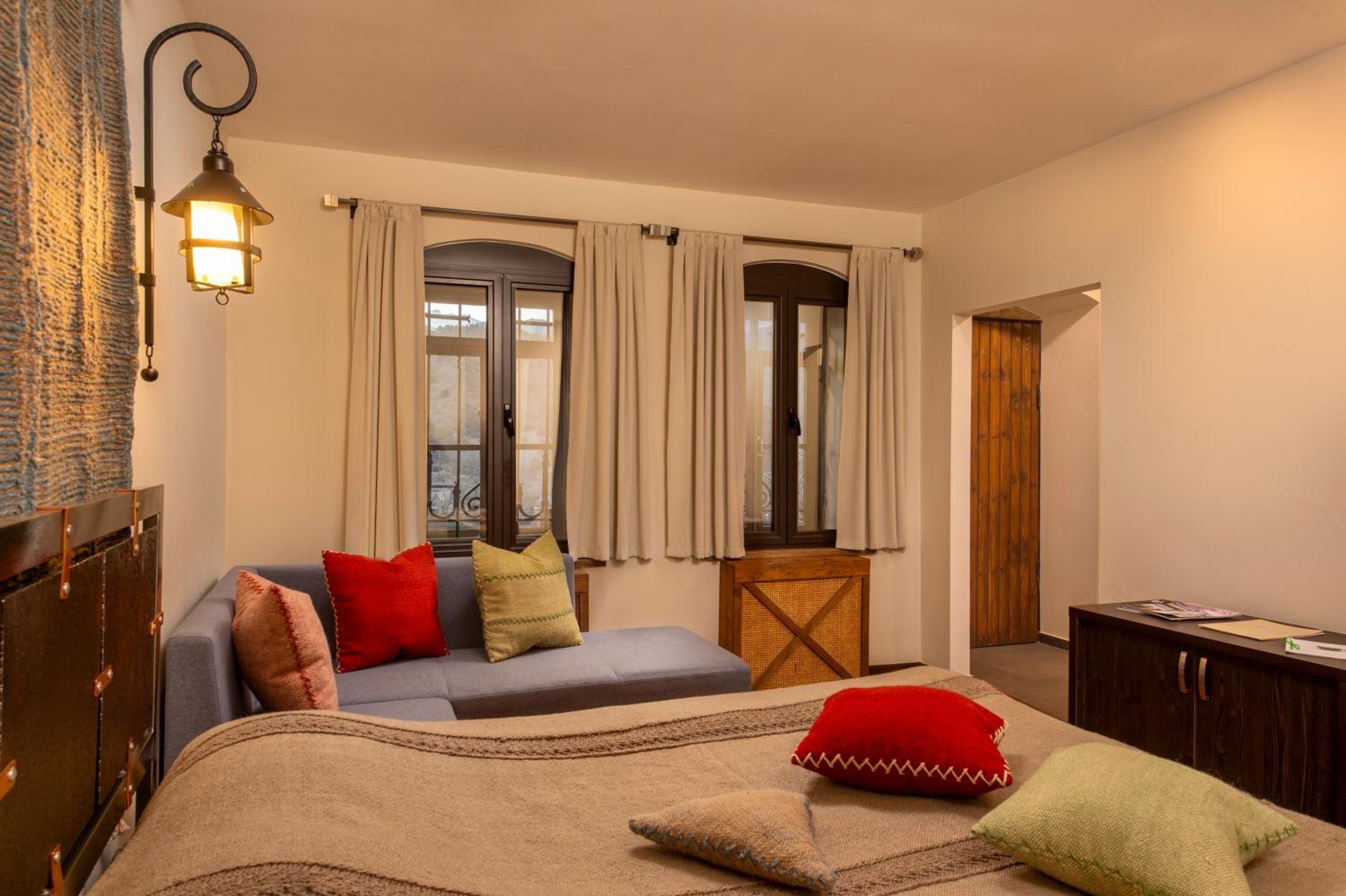 Superior King Room photo 1