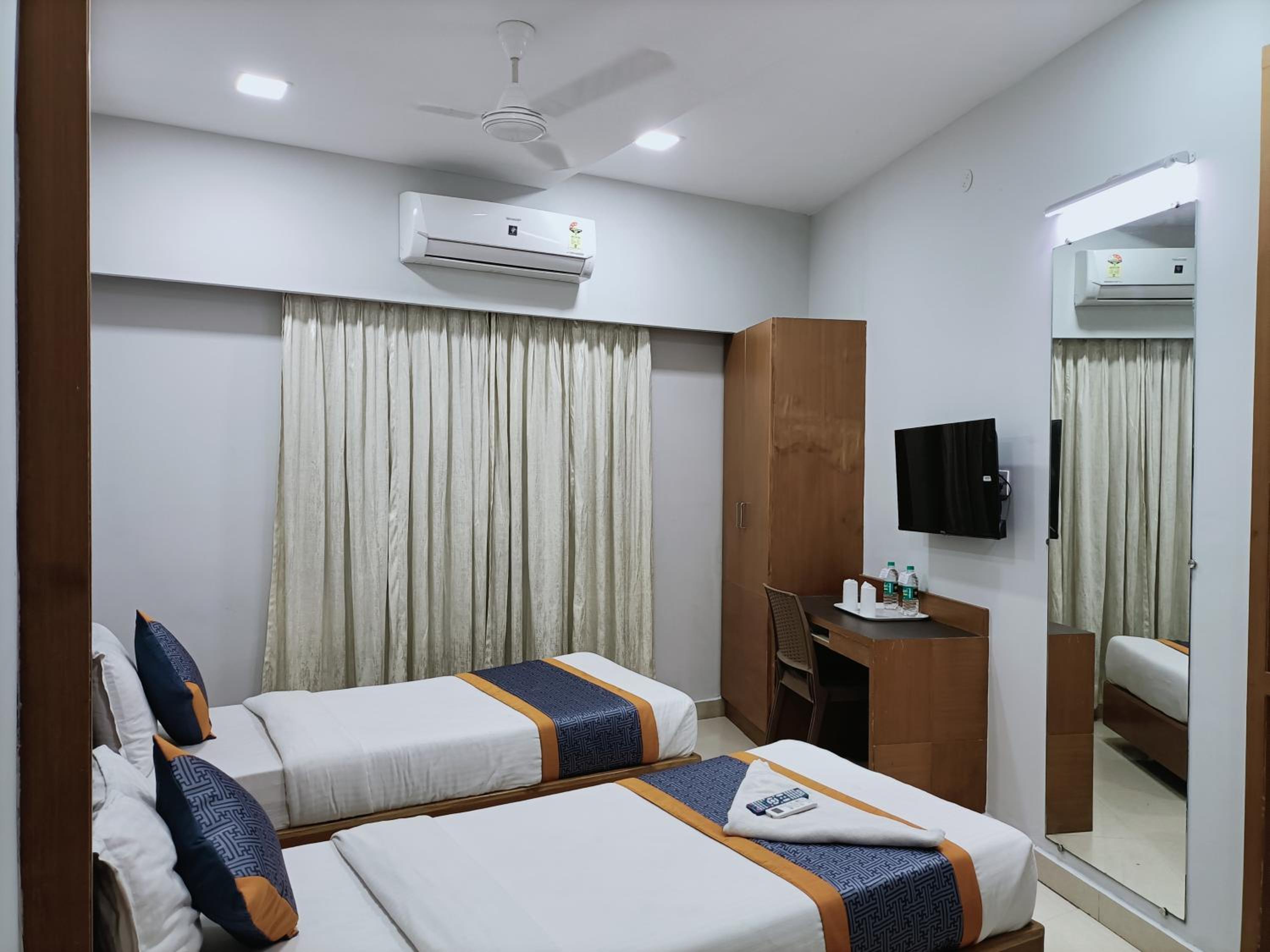 Classic Triple Room - Photo 5
