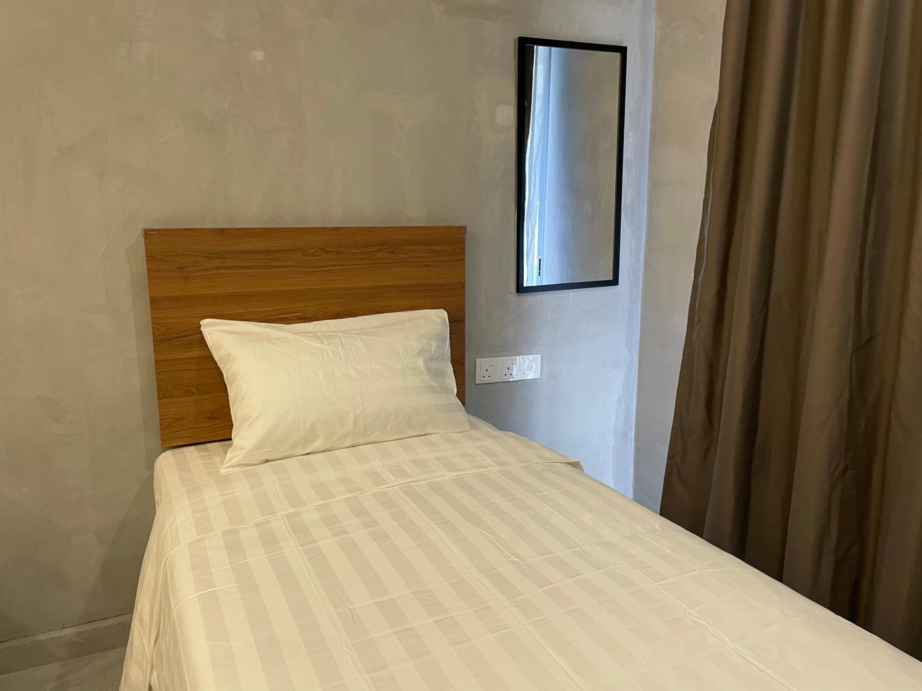 Standard Single Room