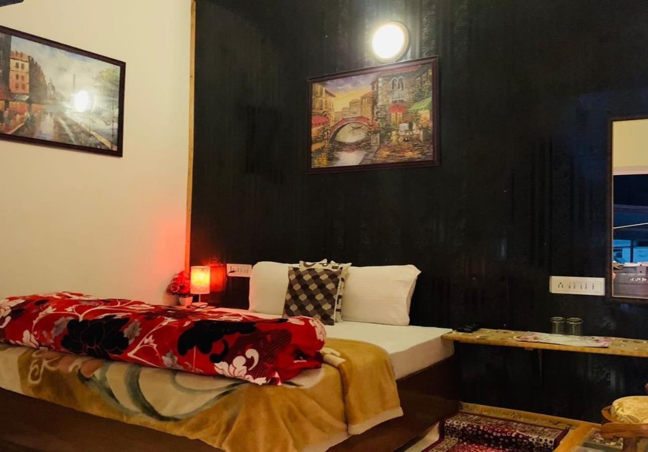 Double Room with Mountain View photo 1