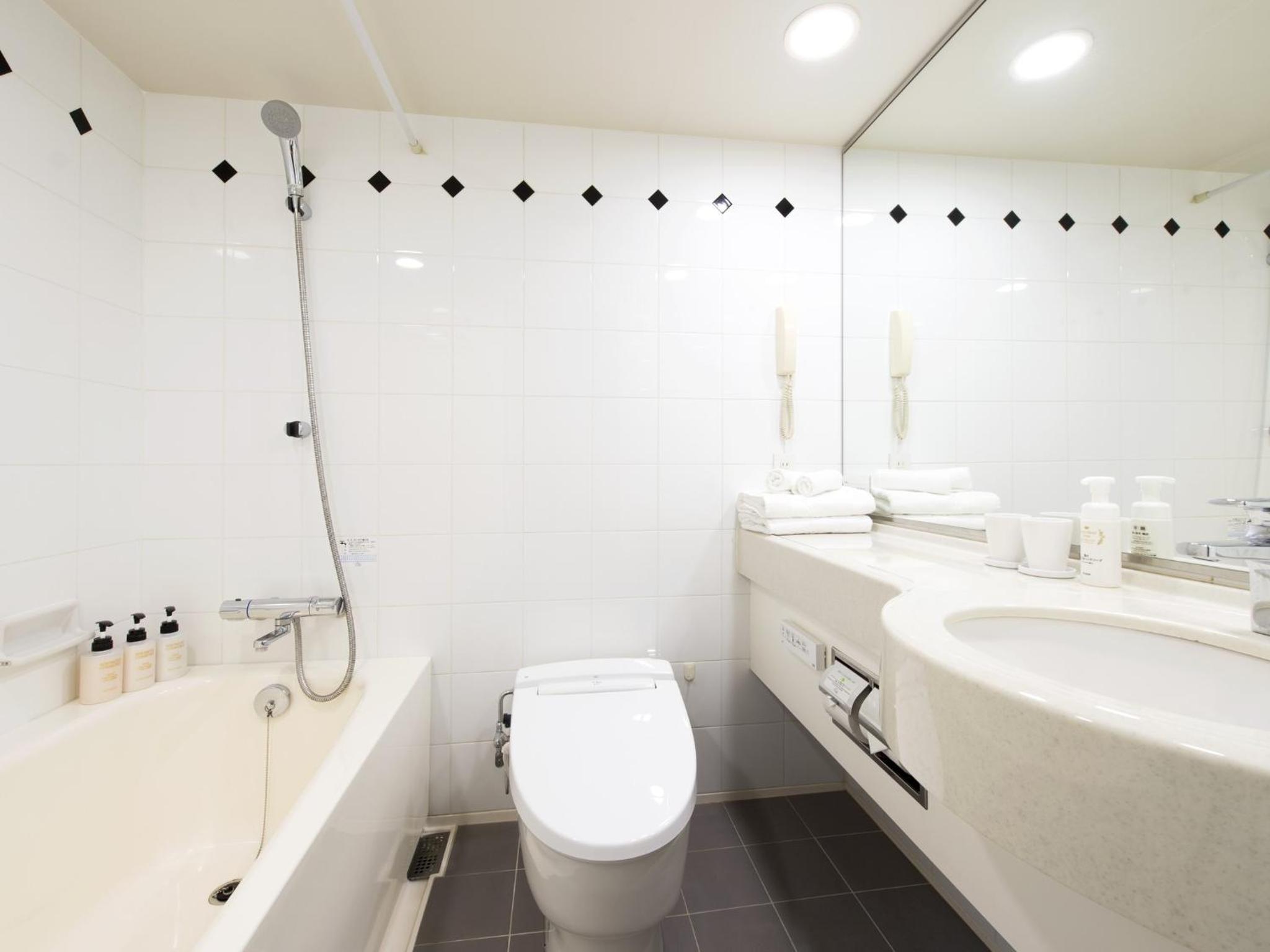 Twin Room (20sqm) - Non-Smoking photo 2