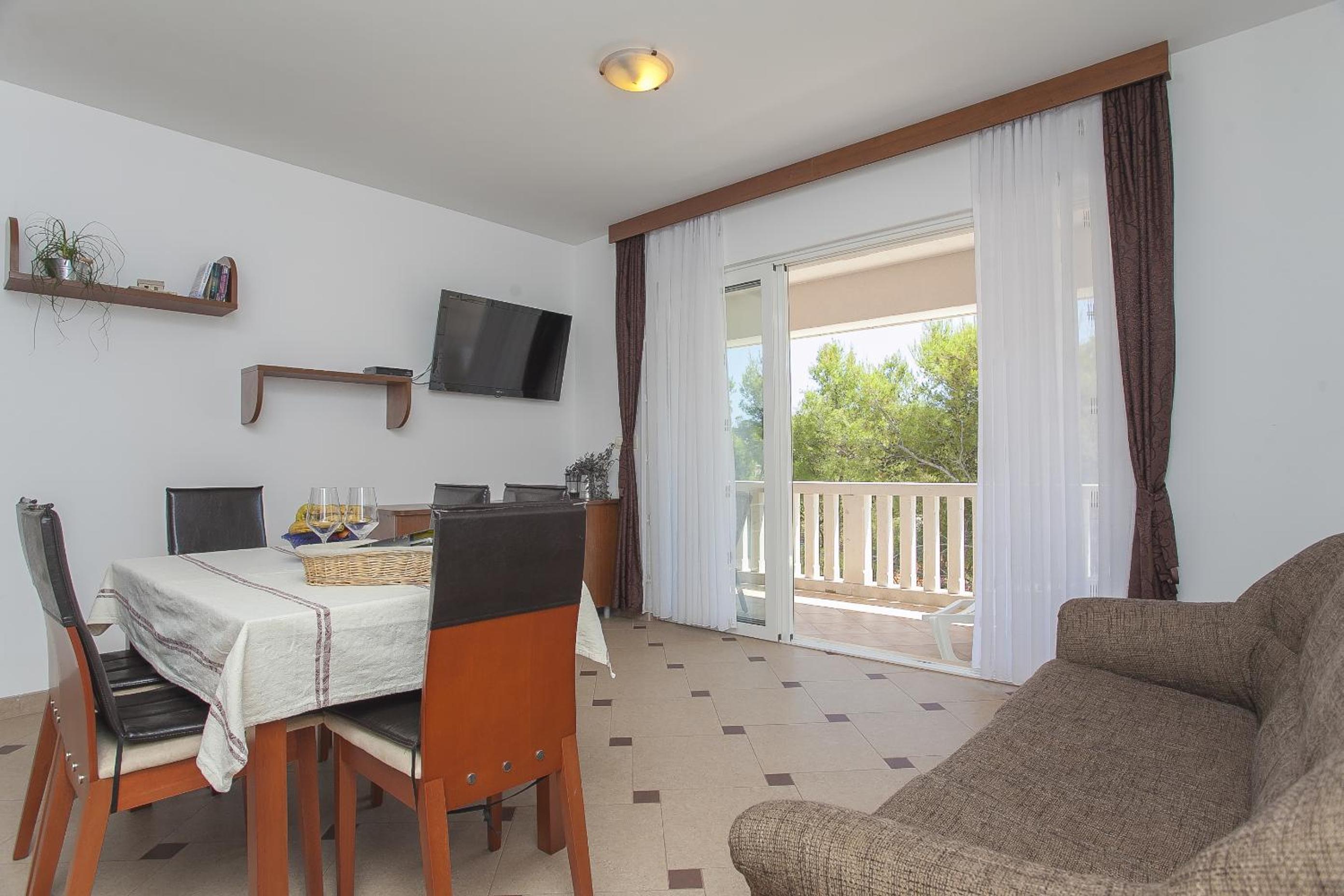 Two-Bedroom Apartment (3 Adults)