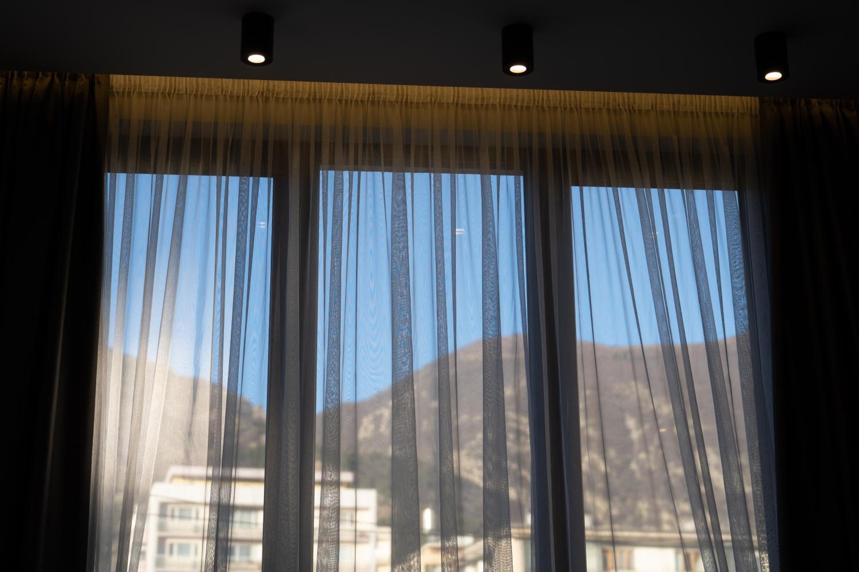 Deluxe Double Room with Balcony - Photo 9