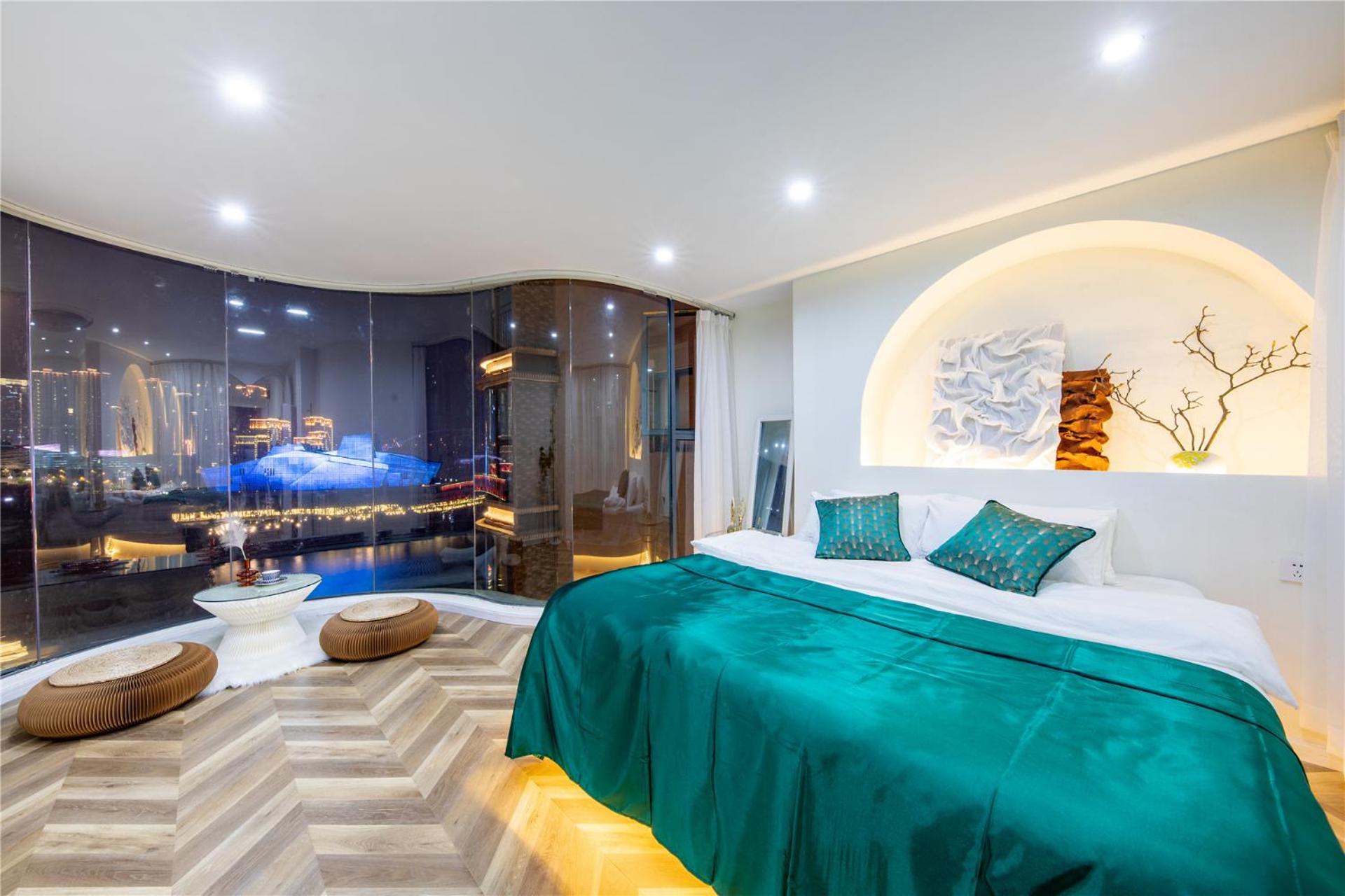 Deluxe Suite with Sea View