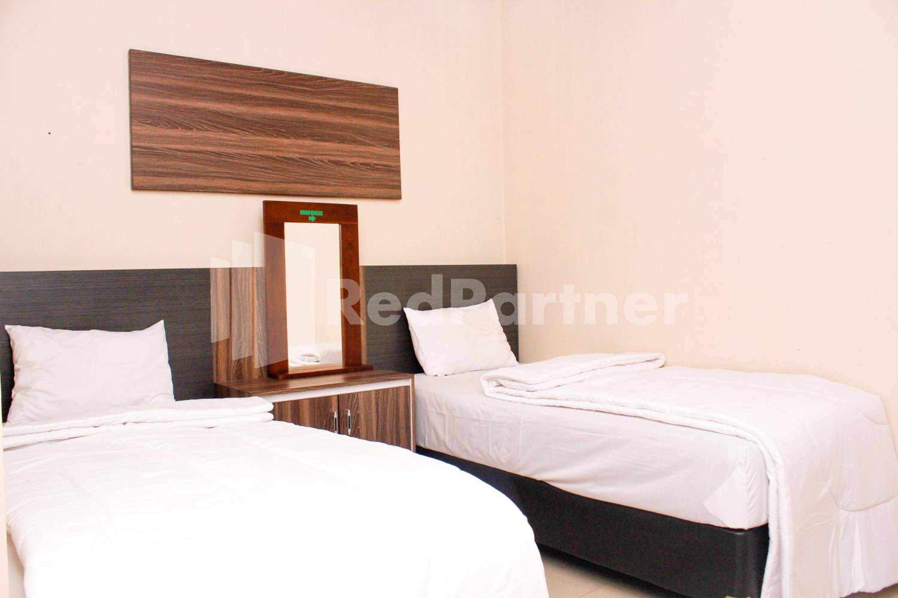 Deluxe Twin Room - Photo 3