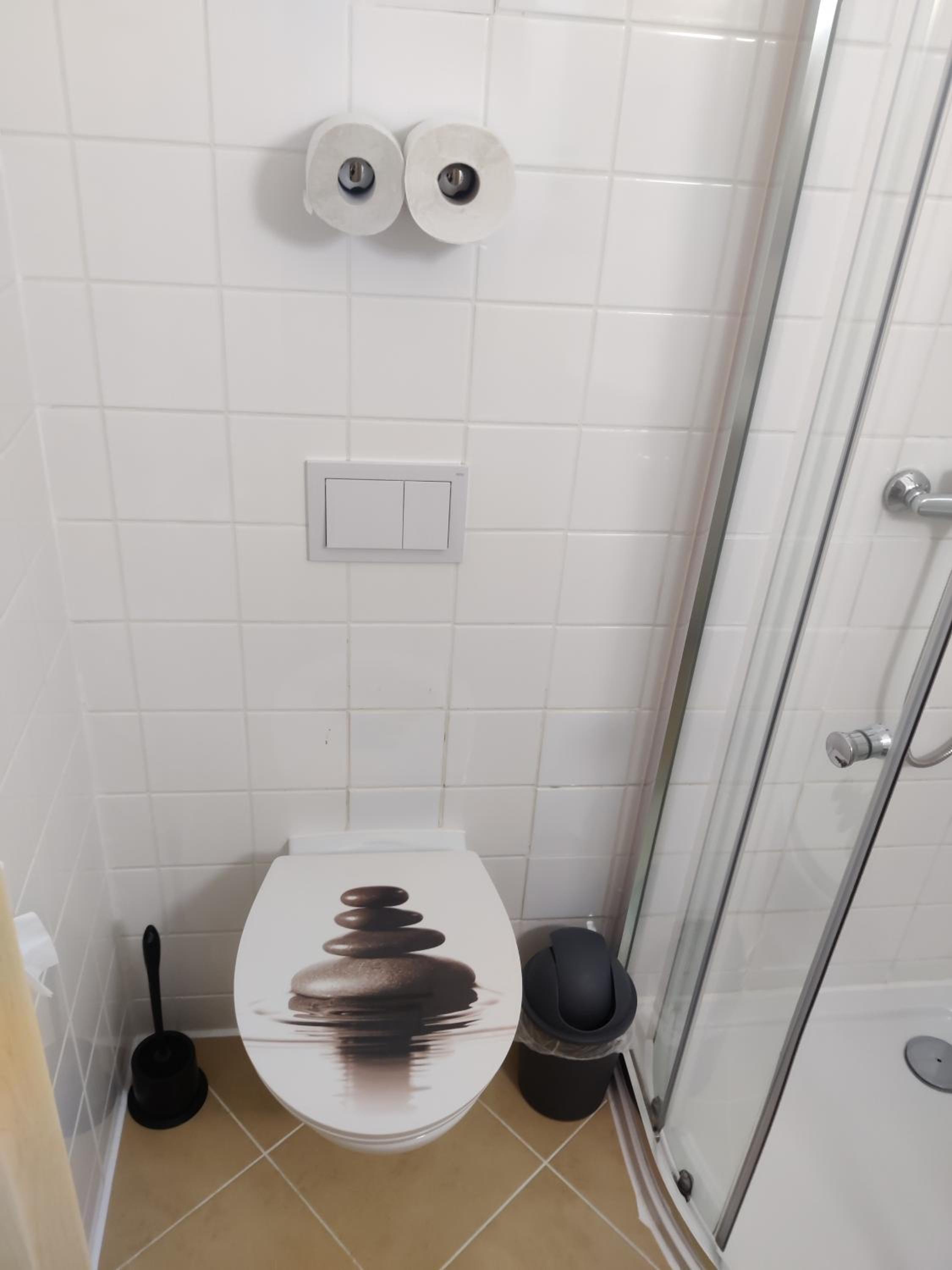 Double Room - Photo 4