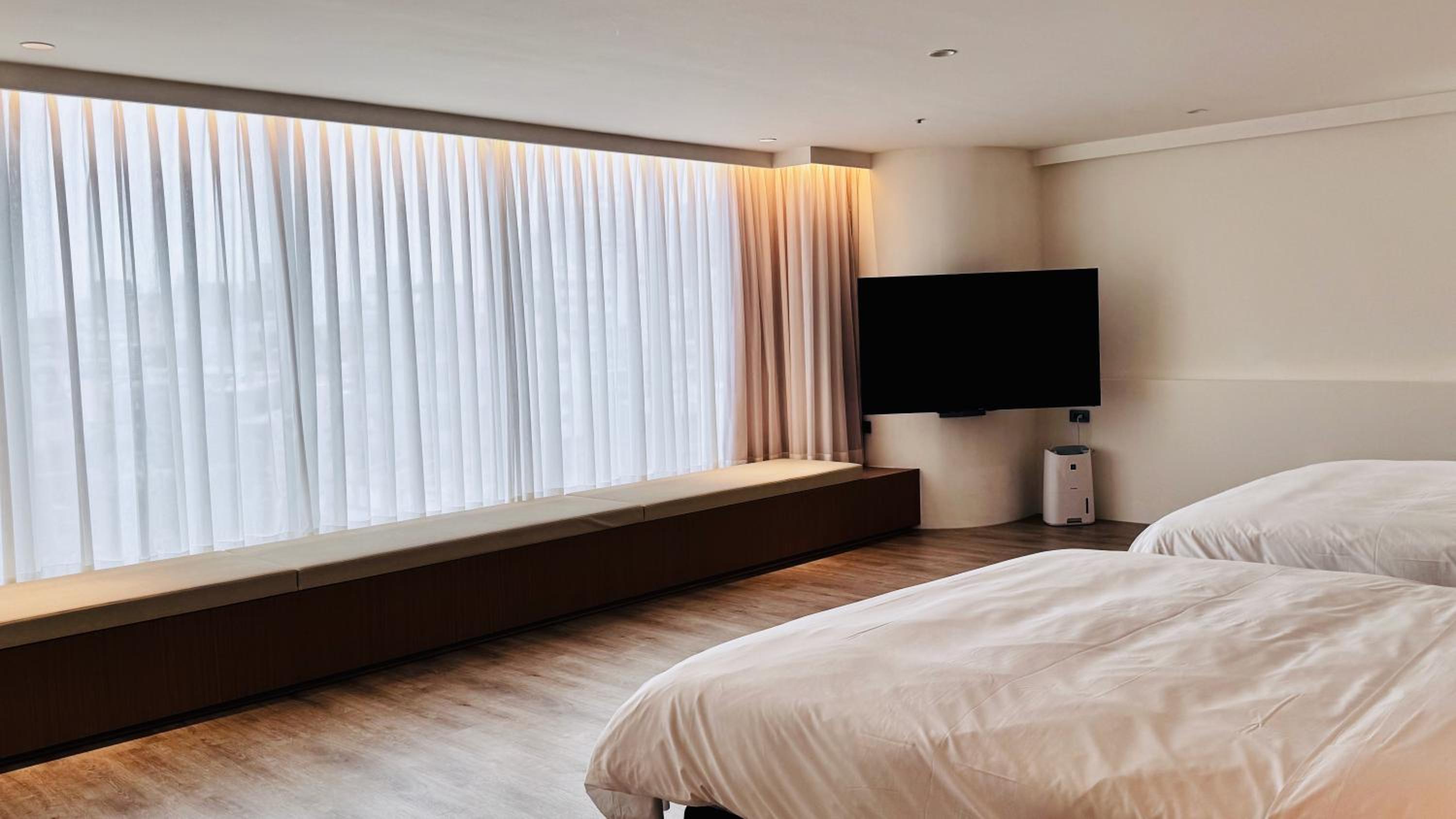 Quadruple Room with City View photo 1