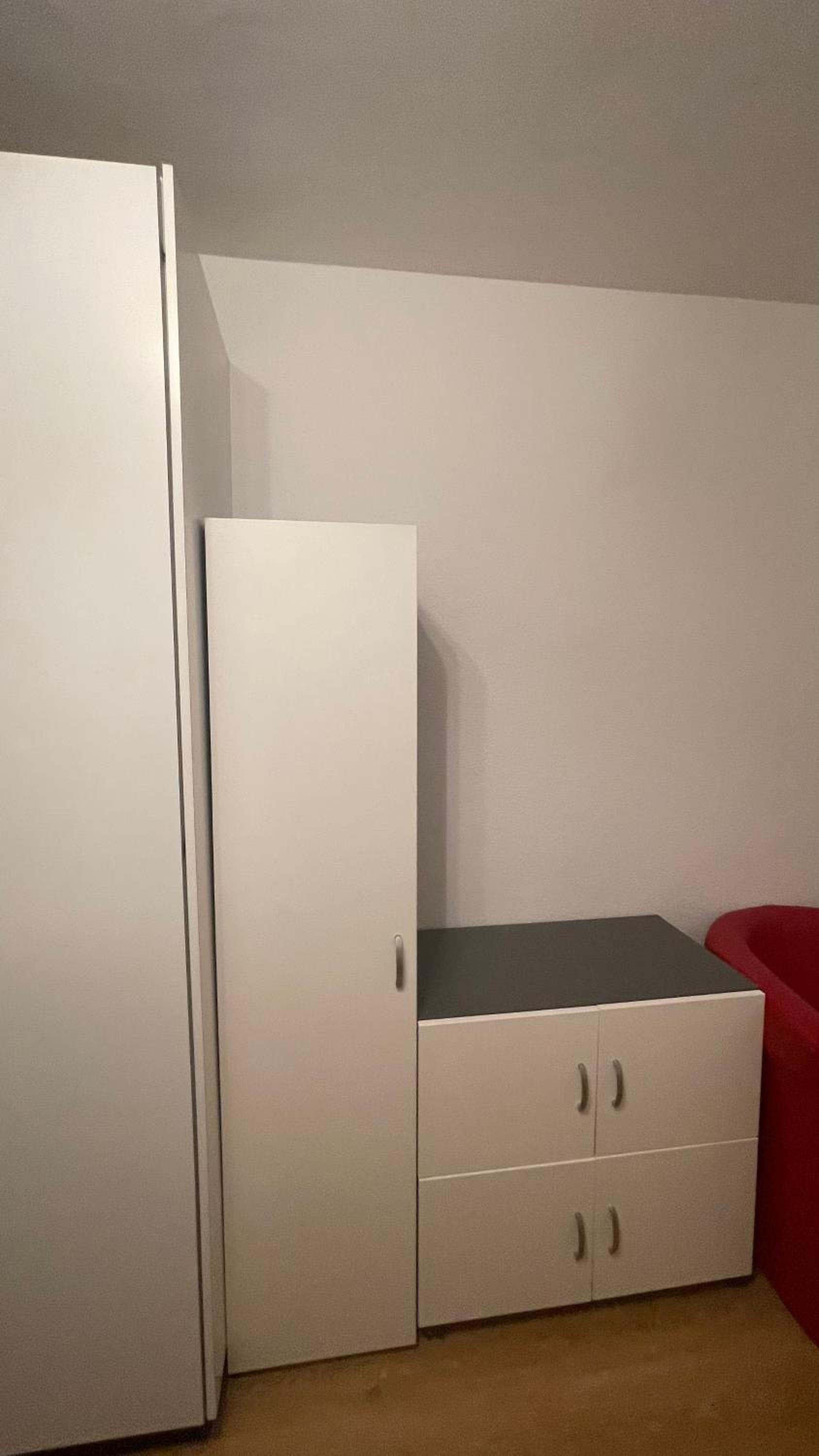 One-Bedroom Apartment photo 3