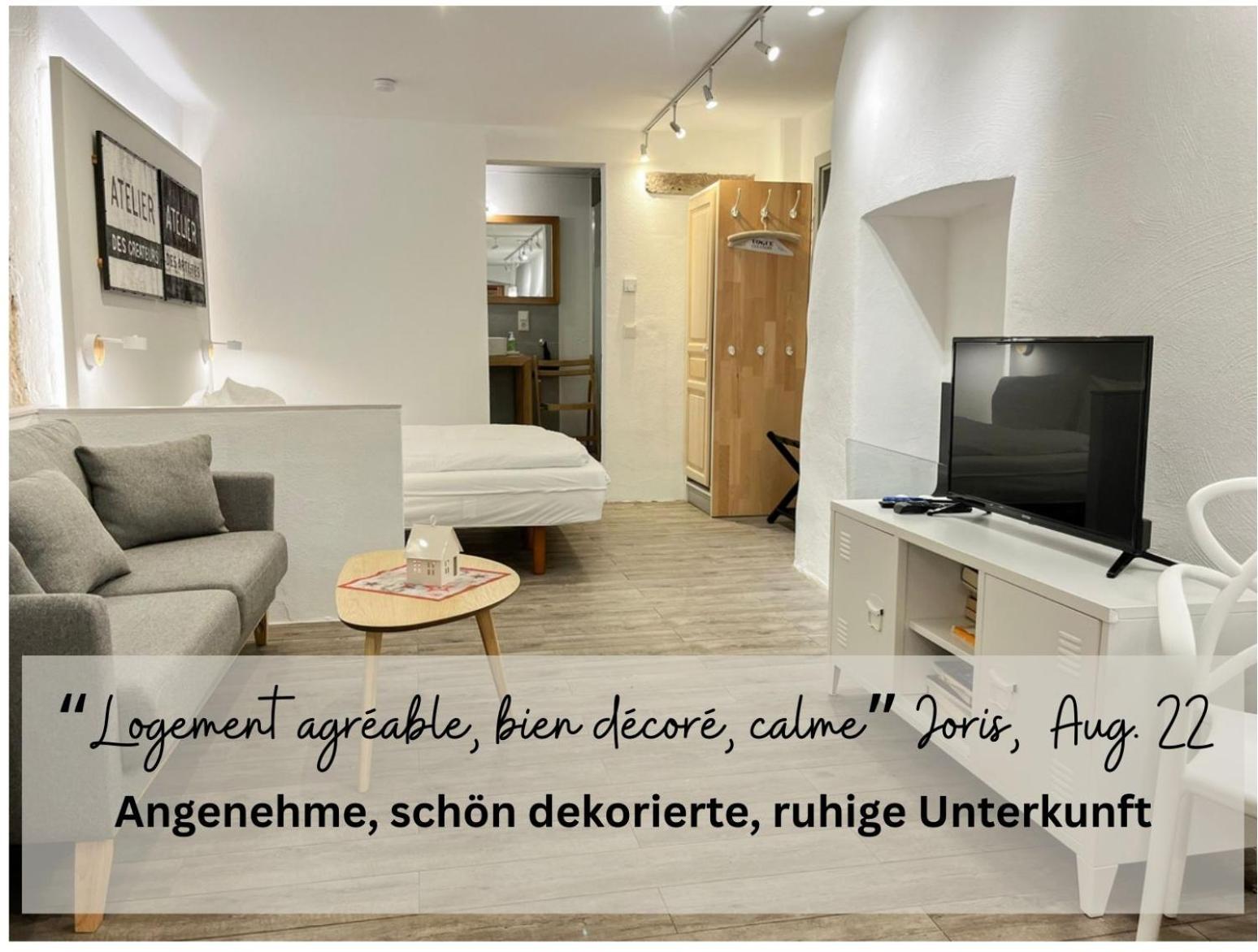 Studio Apartment - Photo 14
