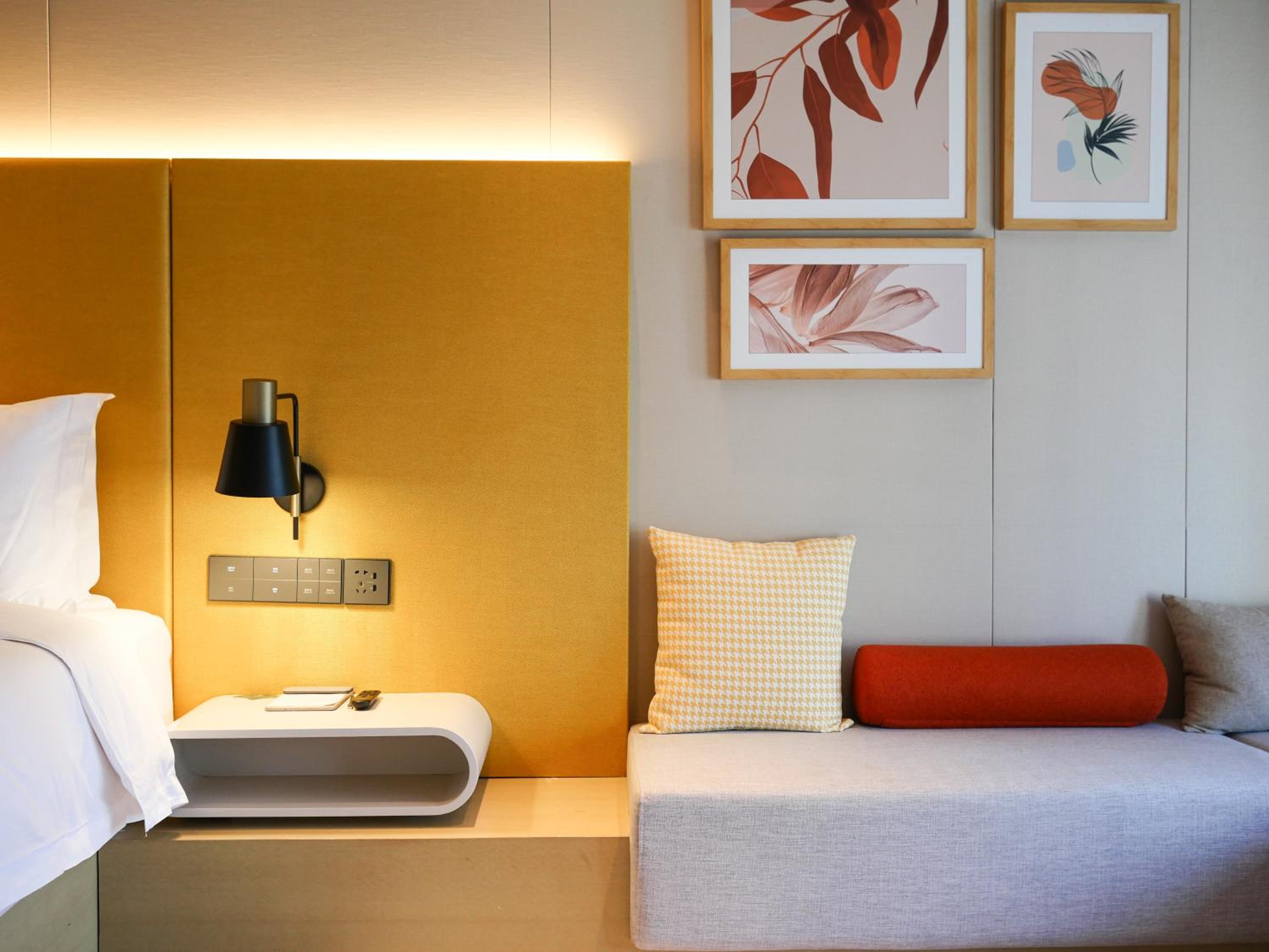King Guest Room photo 3