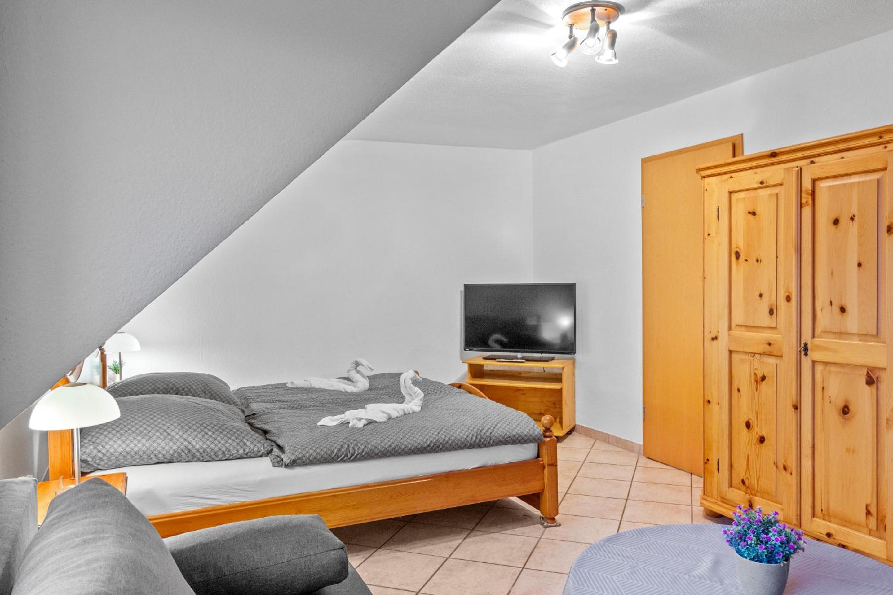 Superior Quadruple Room photo 2
