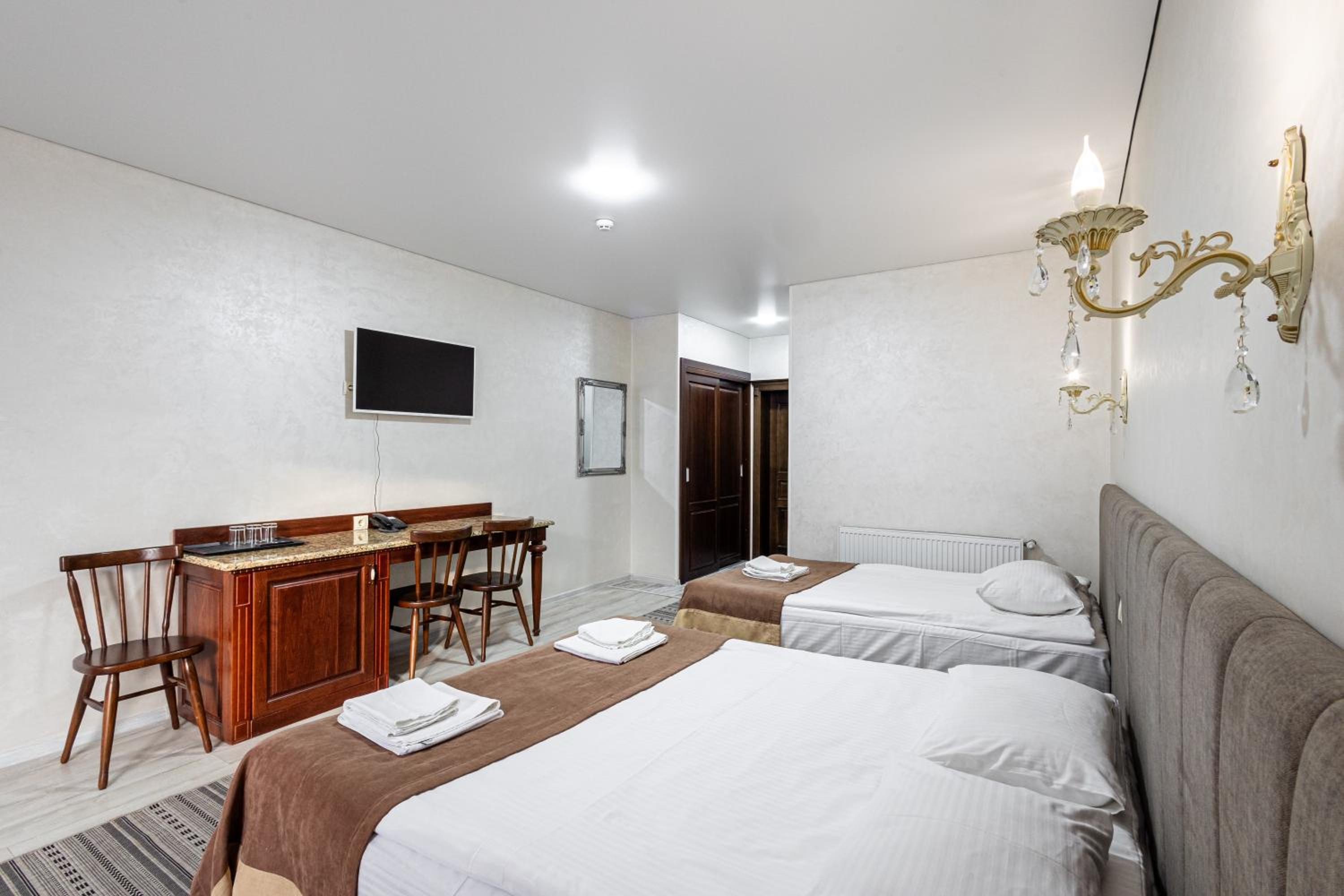 Standard Triple Room photo 3