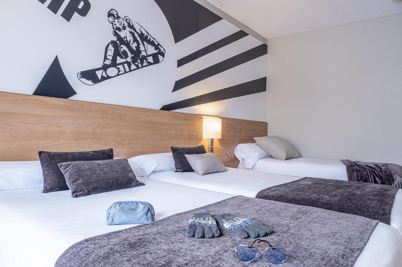Twin Room with Mountain View photo 3