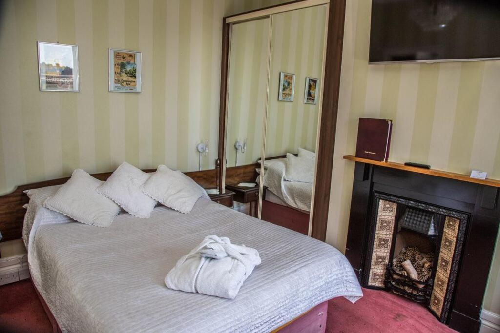 Double Room - Photo 1