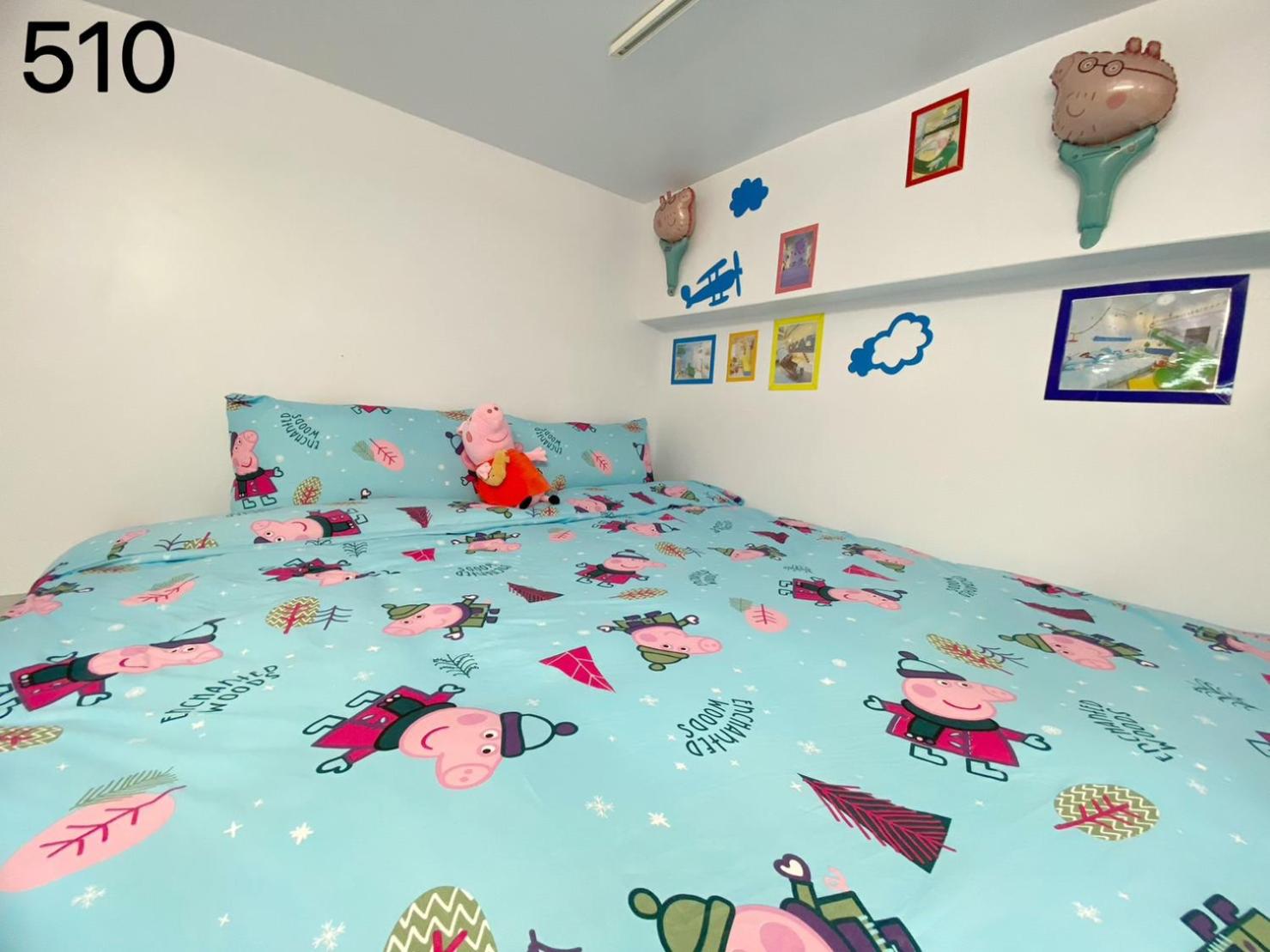 Deluxe Family Room