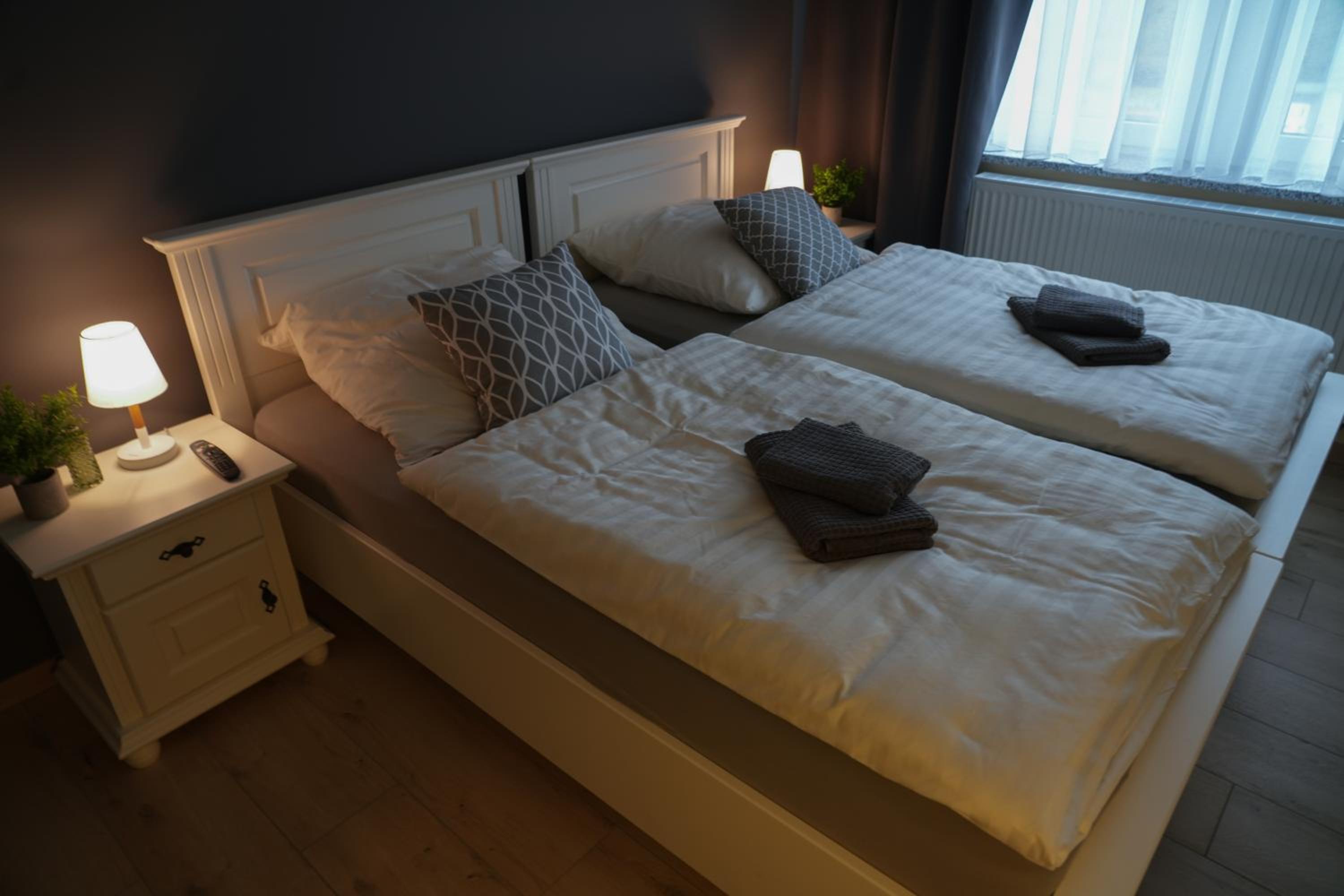 Budget Double Room - Photo 5