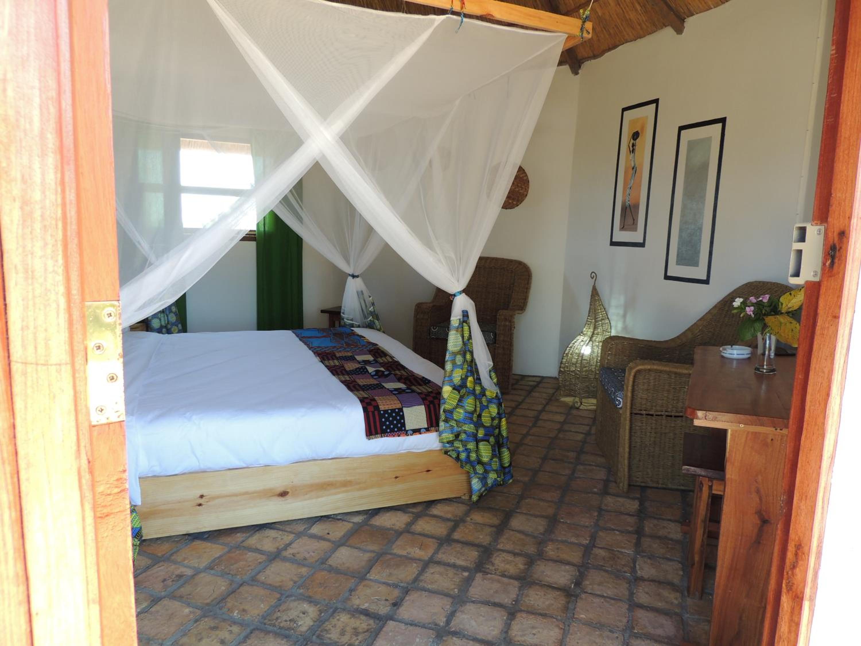 Double or Twin Room with Sea View photo 3