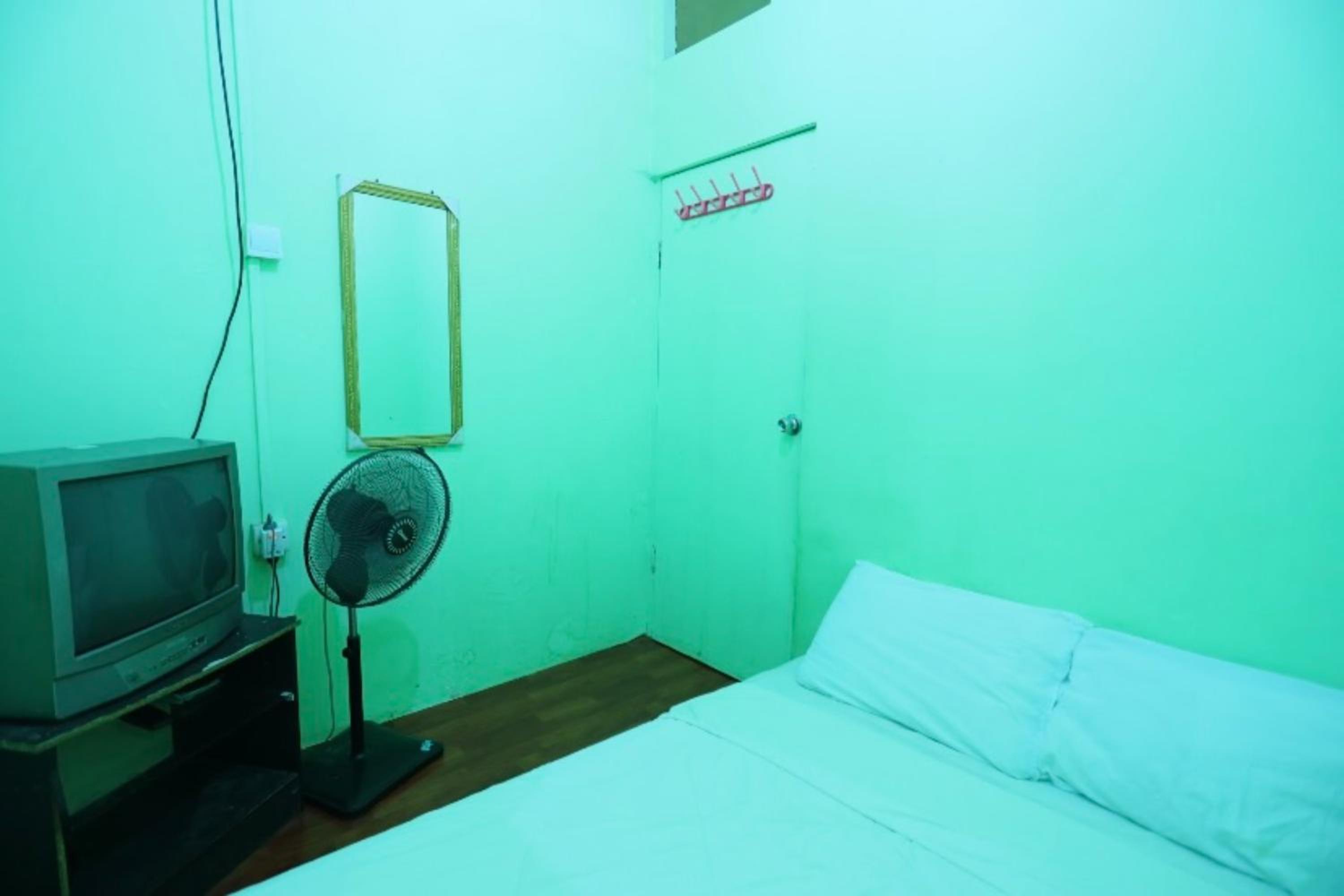 Budget Double Room photo 1