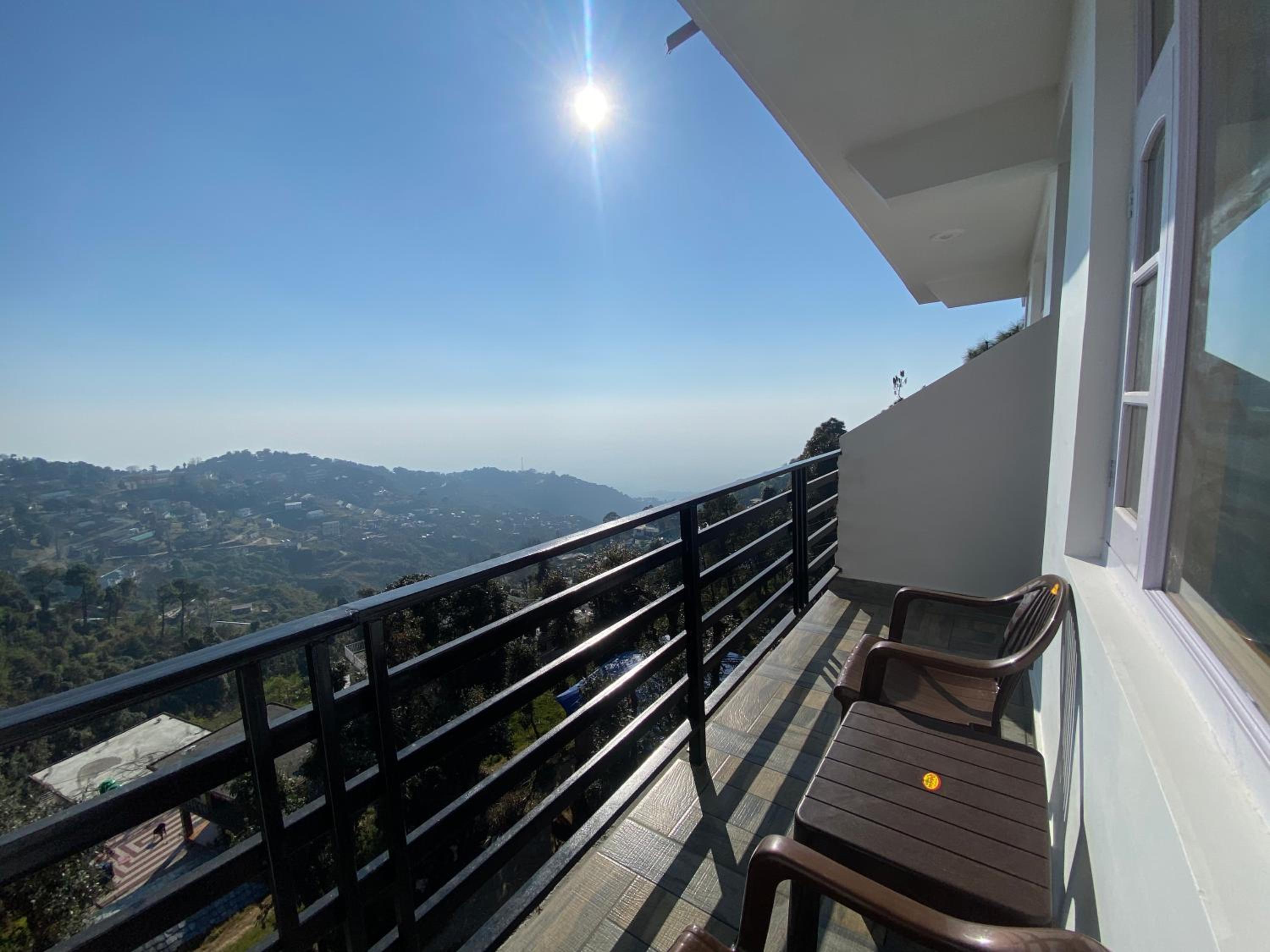 Deluxe Suite photo 2