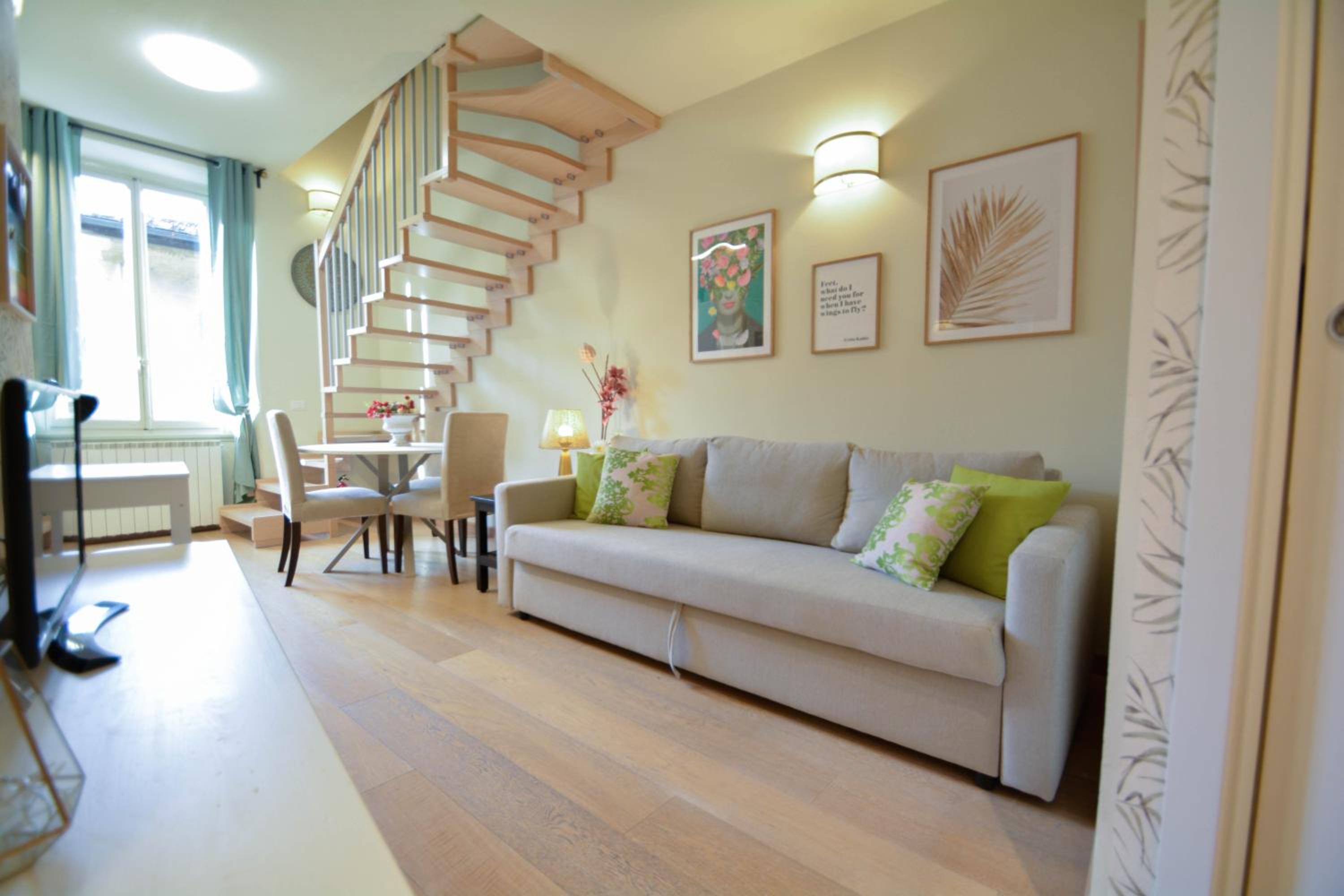 One-Bedroom Apartment