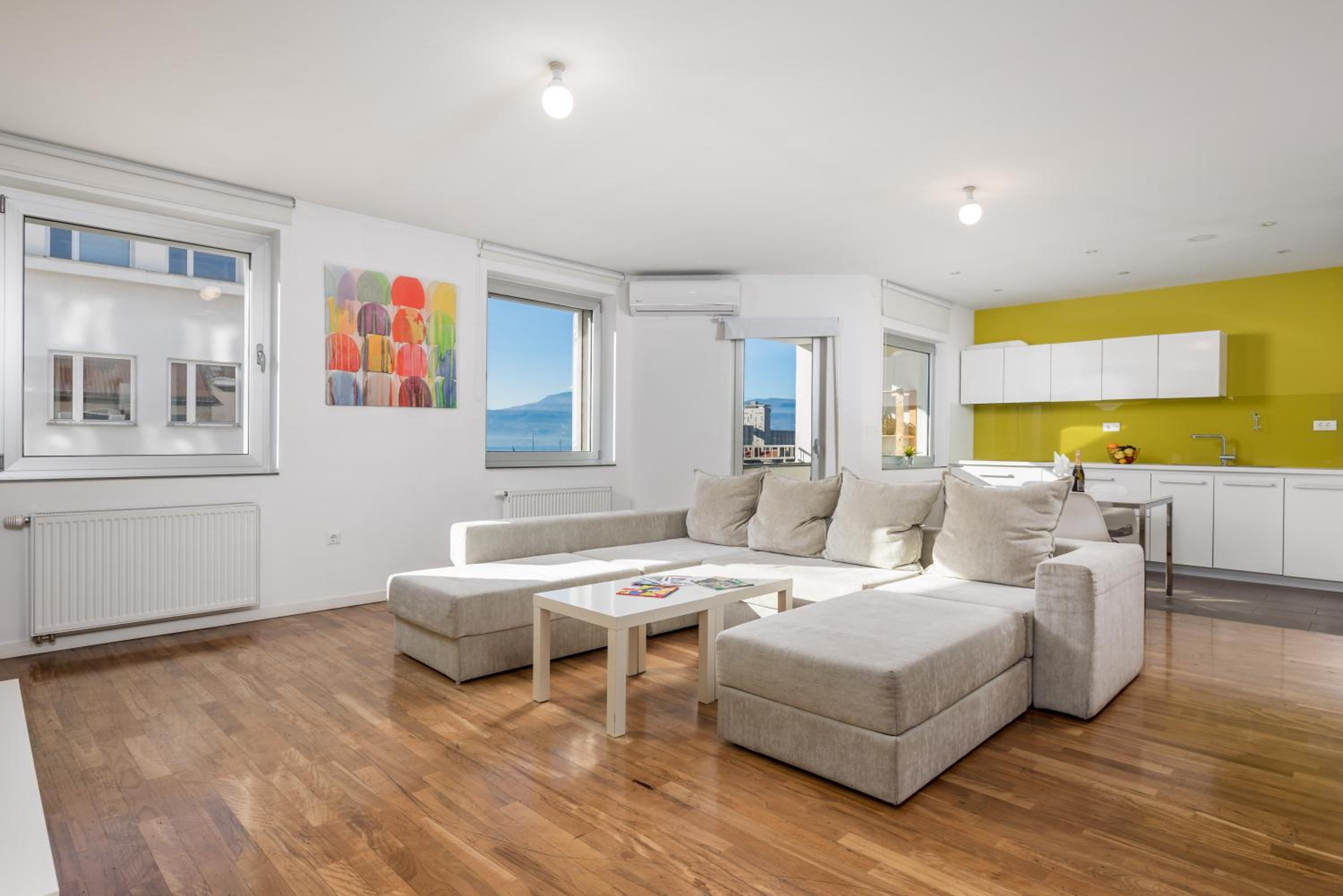 Apartment with Sea View – Ciottina street 22, 5th floor  - Photo 1