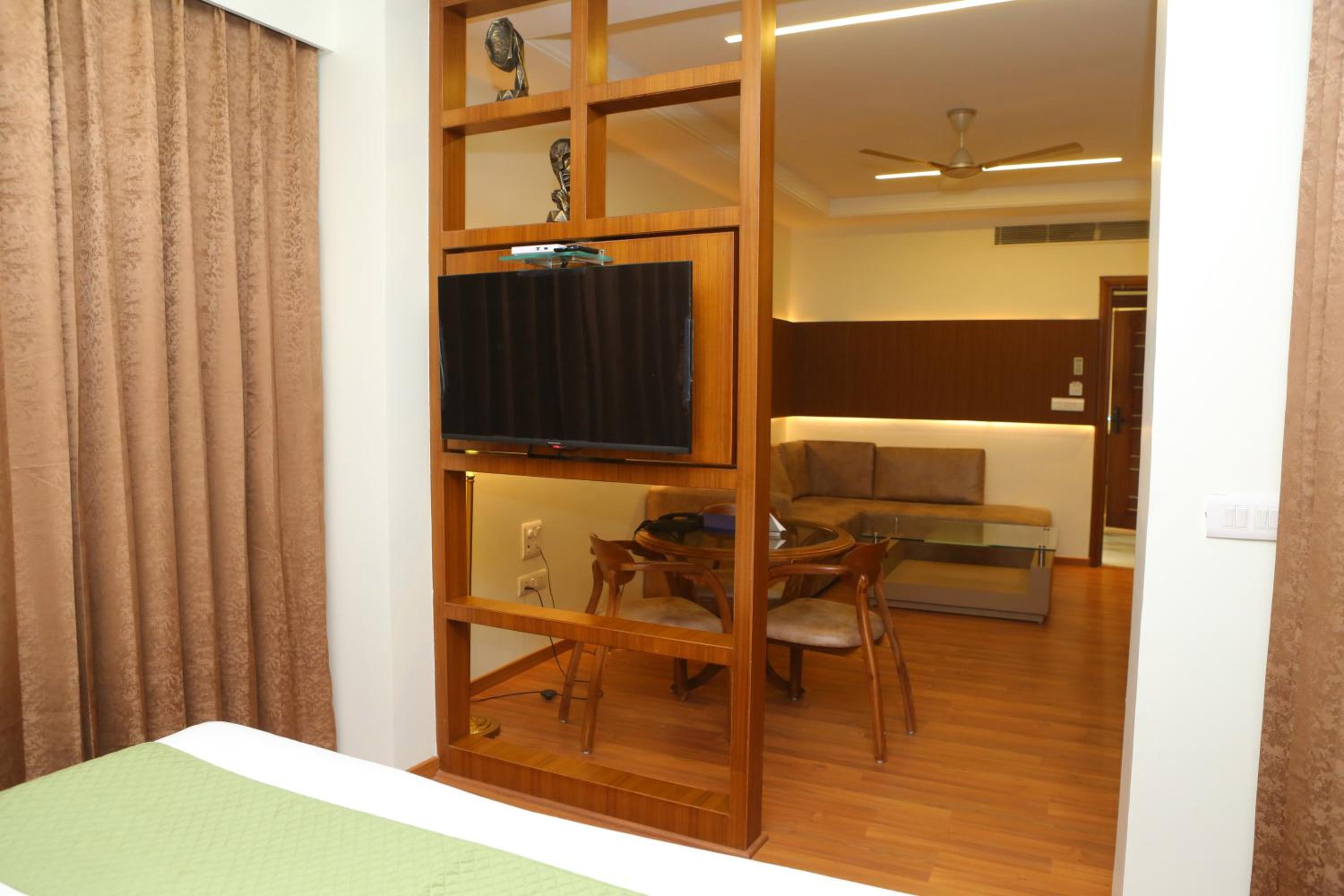 Large Double Room