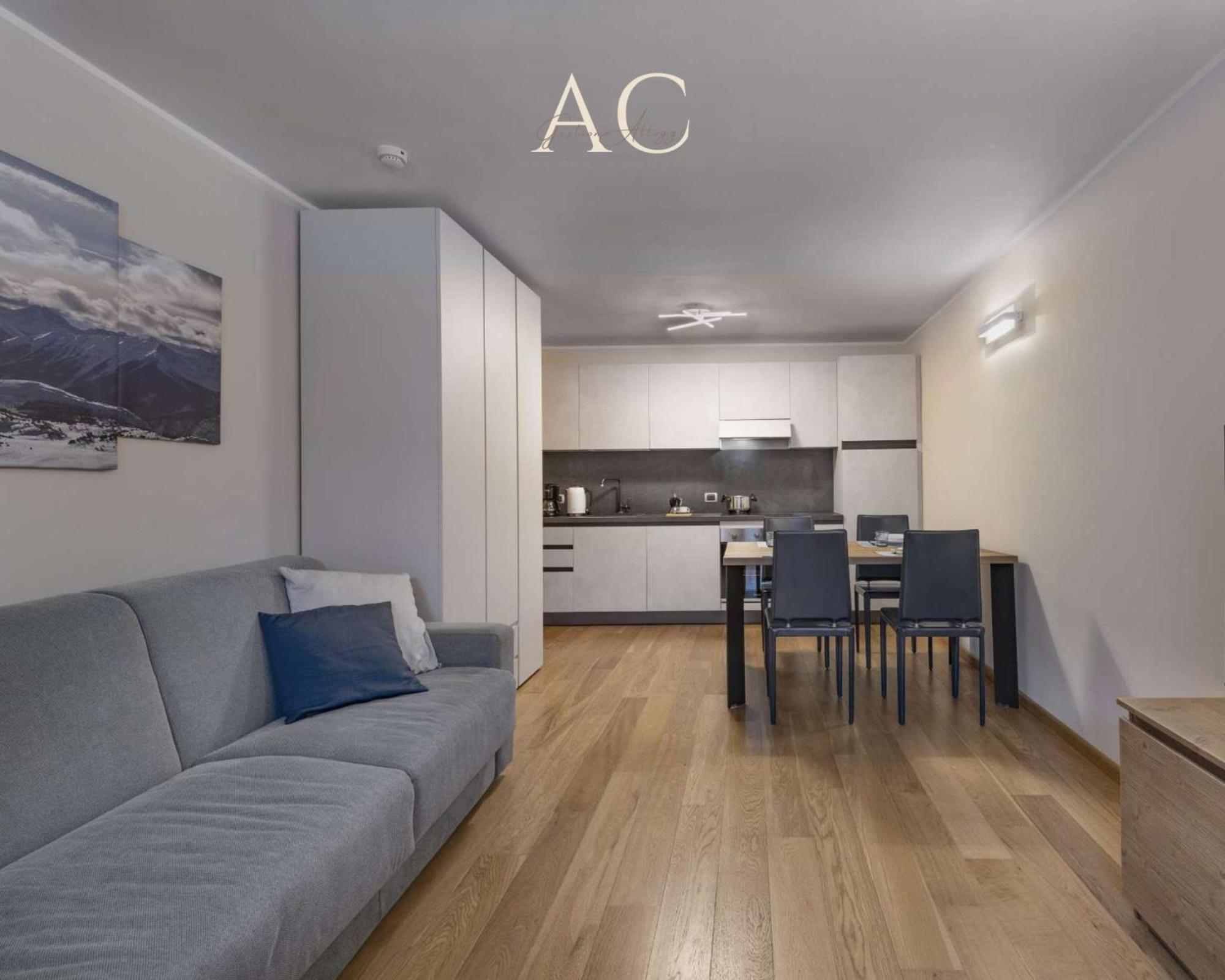 Apartment photo 2