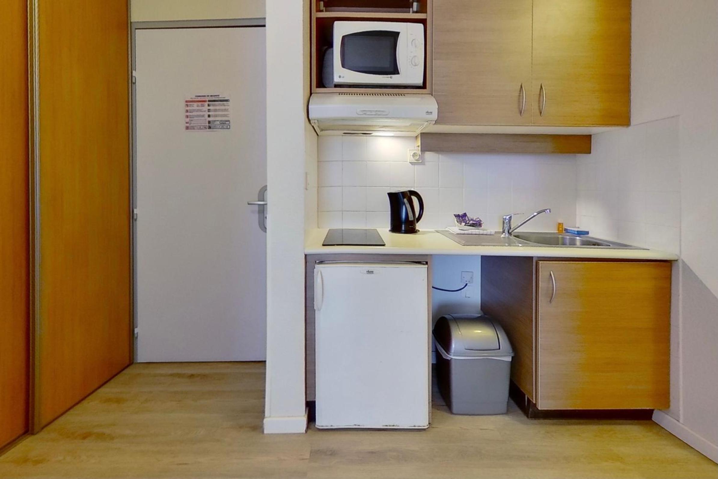 Apartment (4 Adults) - Photo 2