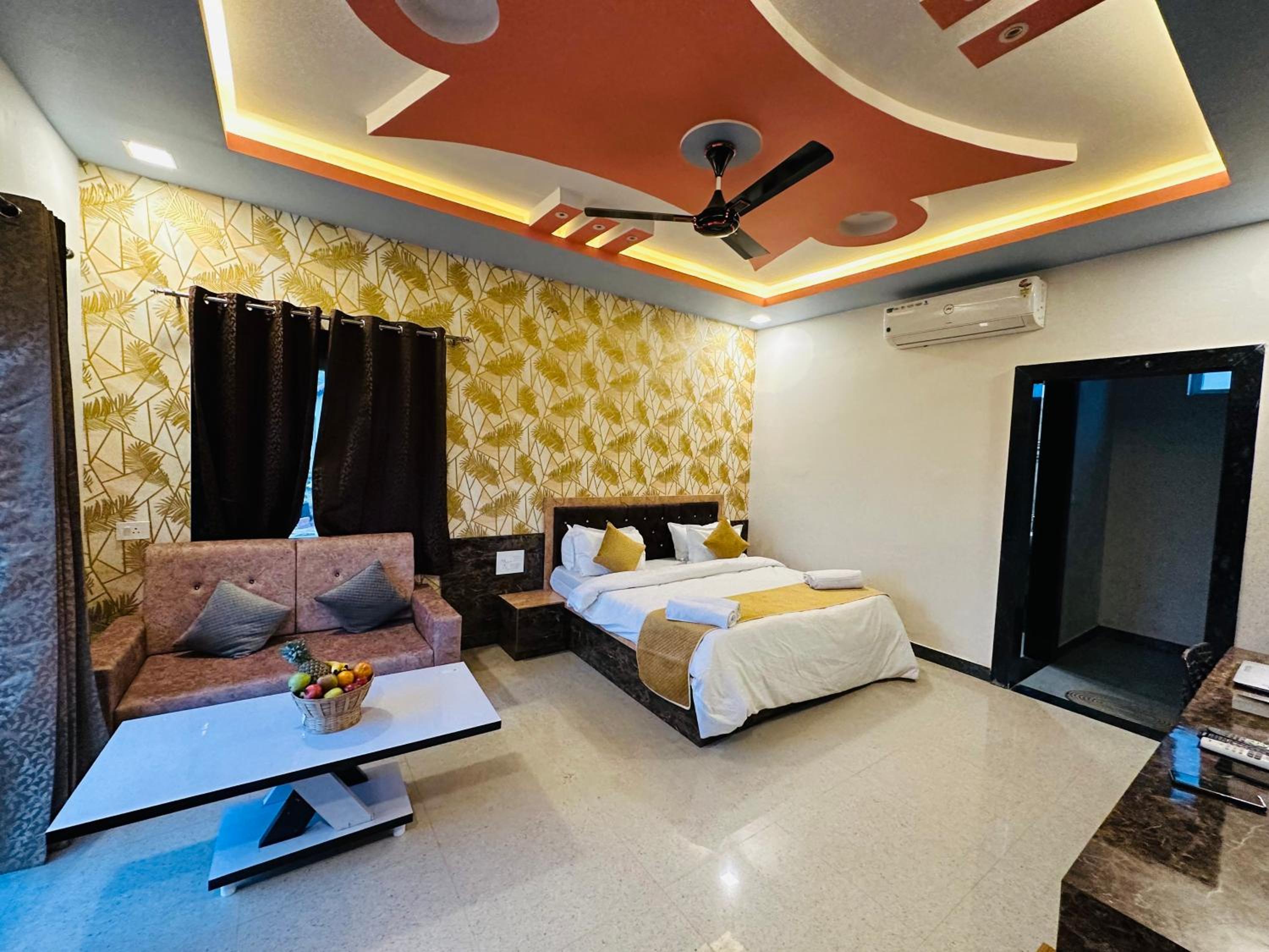 Deluxe Room - Photo 14