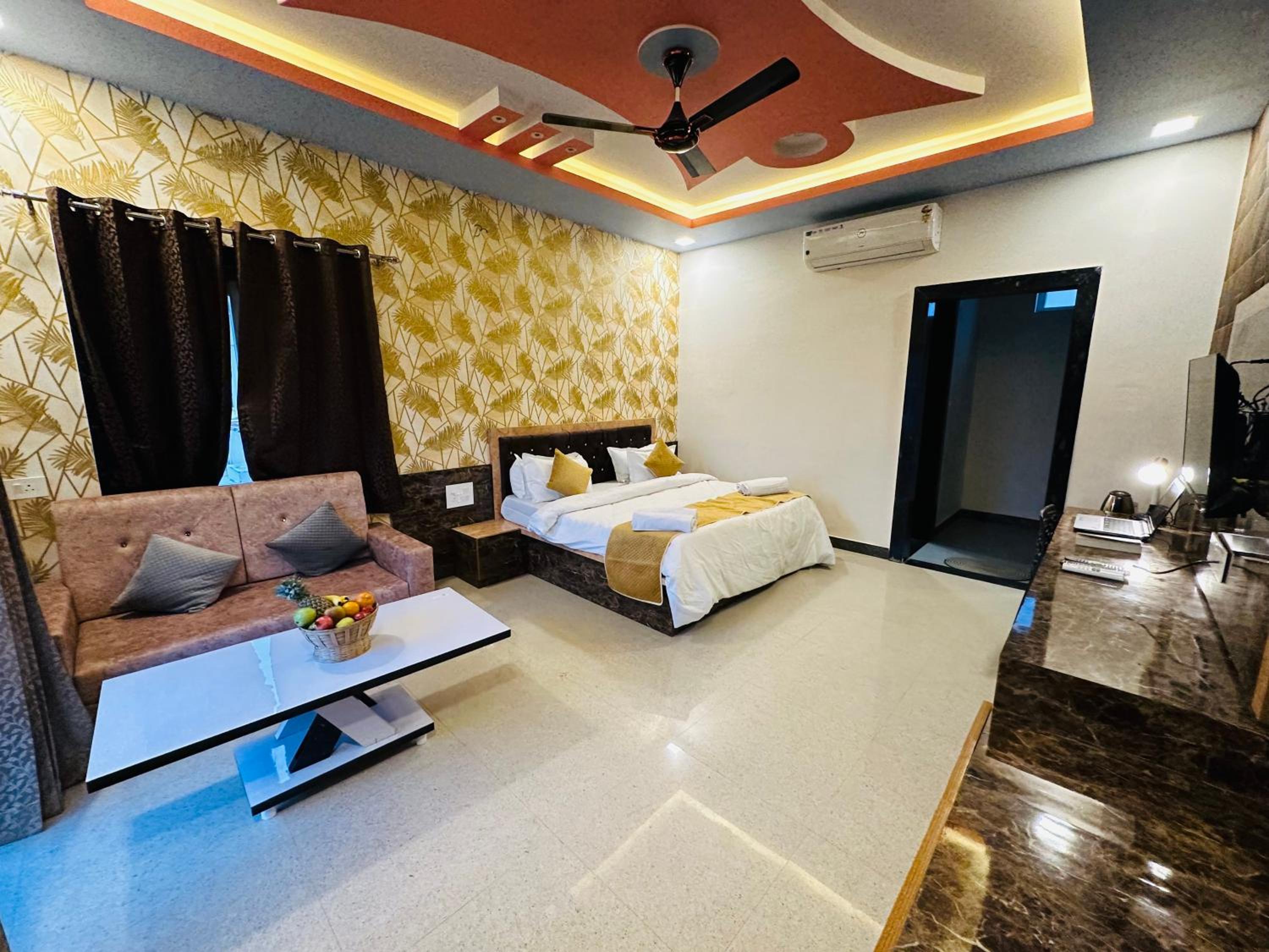 Deluxe Room - Photo 4