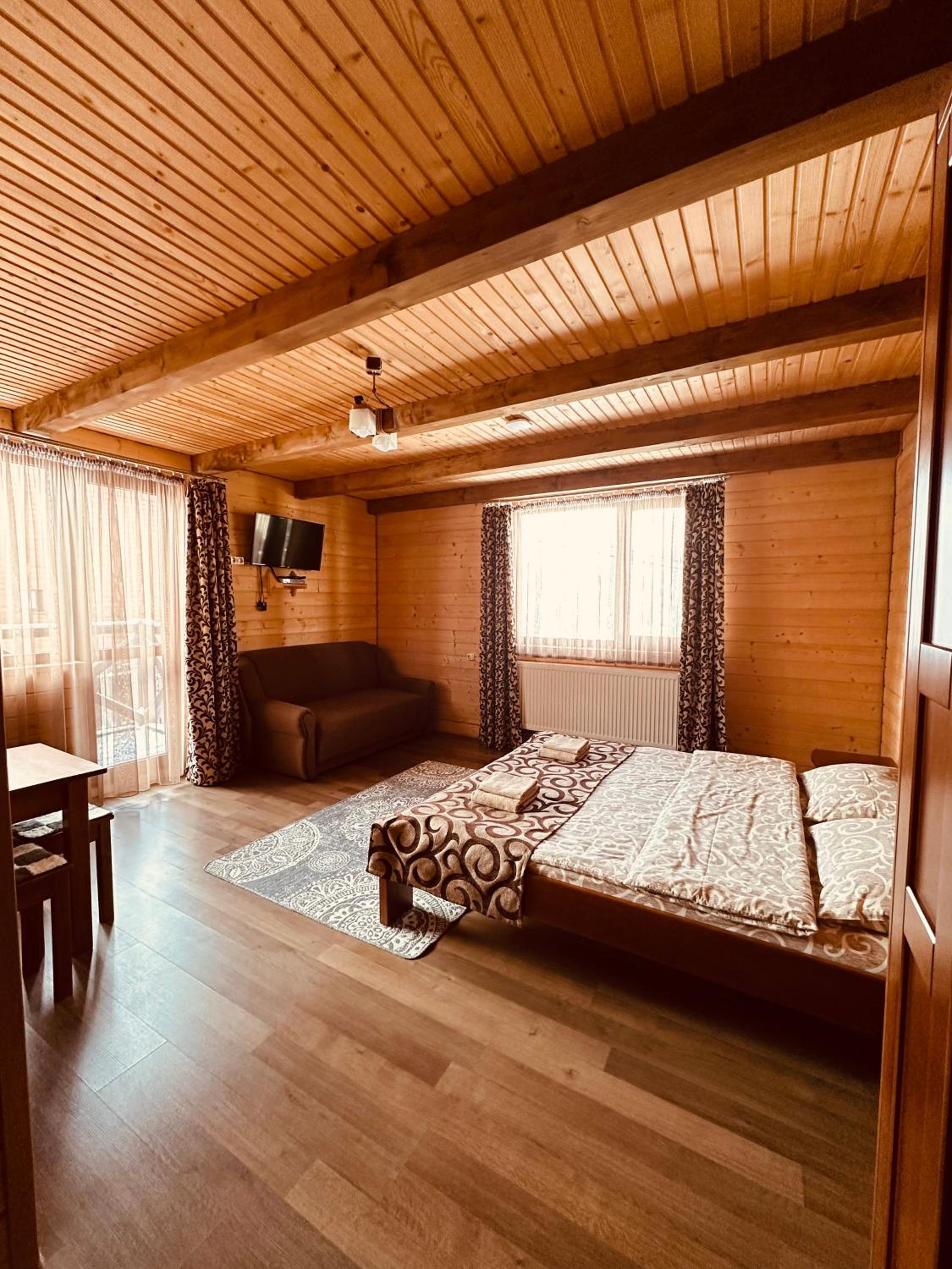 King Room with Mountain View photo 3